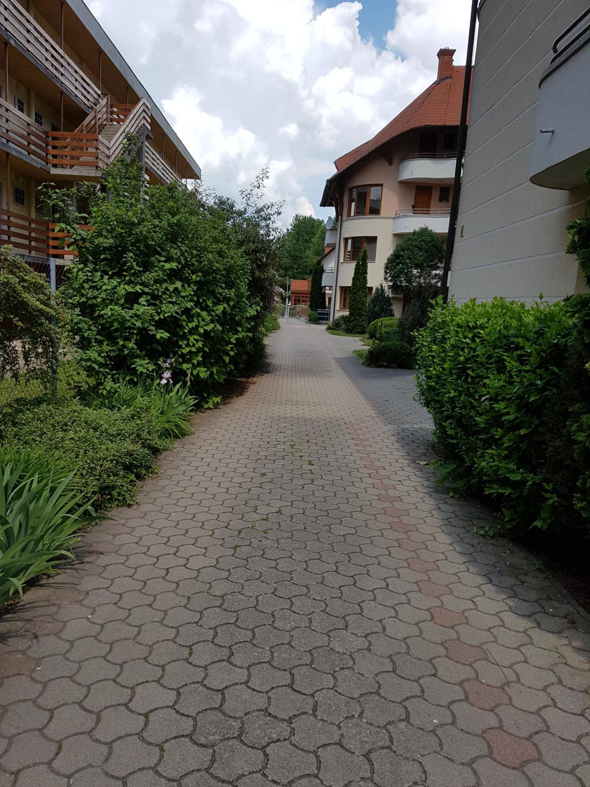 Napsugár Apartman view 2