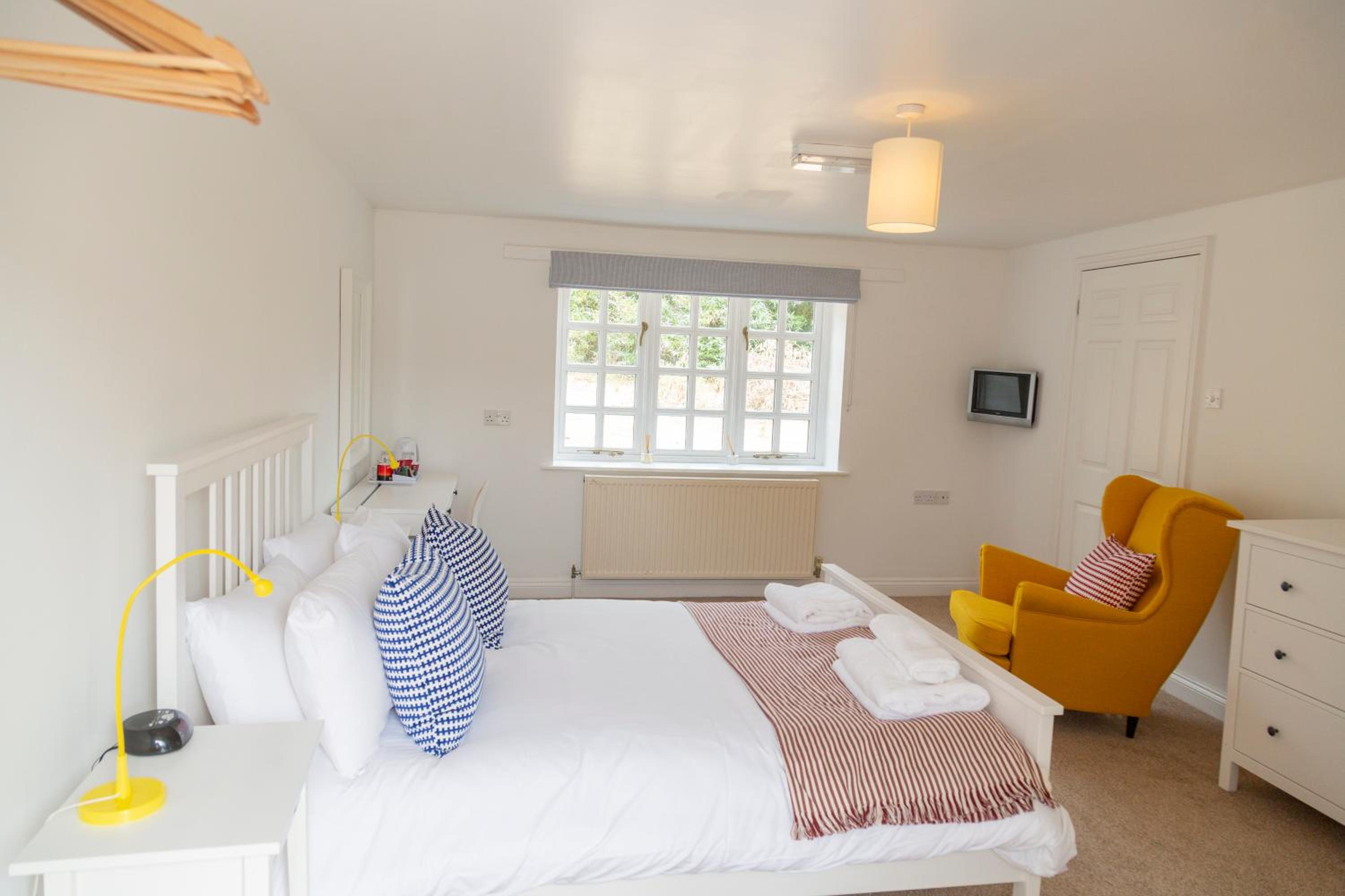 Five Bells Inn, Wrentham