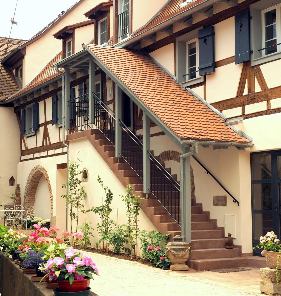 La Cour Sainte Agnès view 2