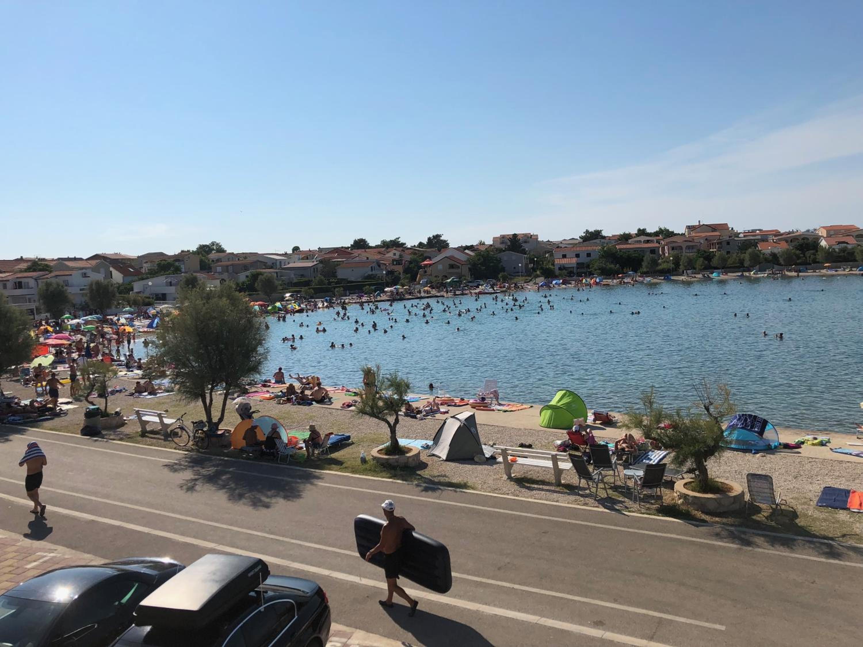 Apartments Iris en Vir — activities & amenities