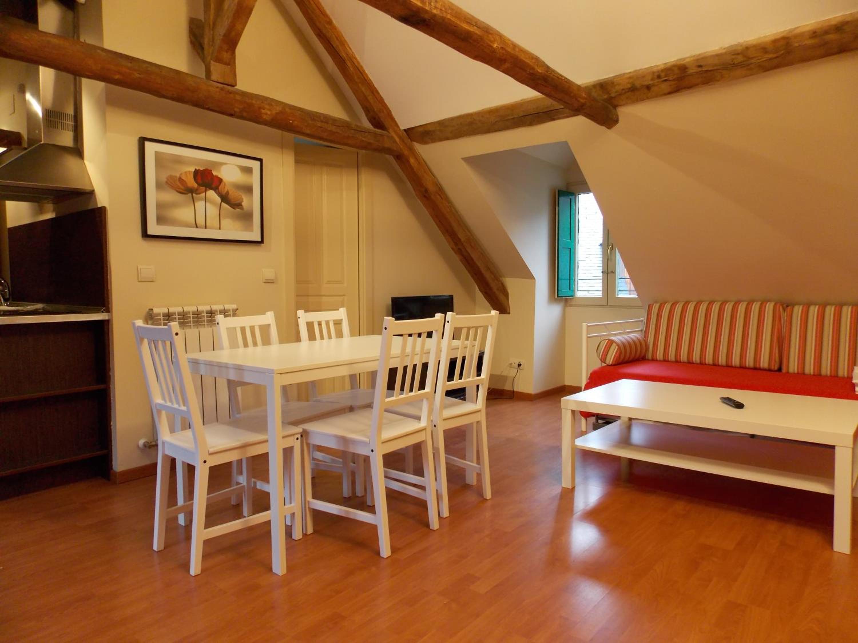 Apartamentos Codallos view 2