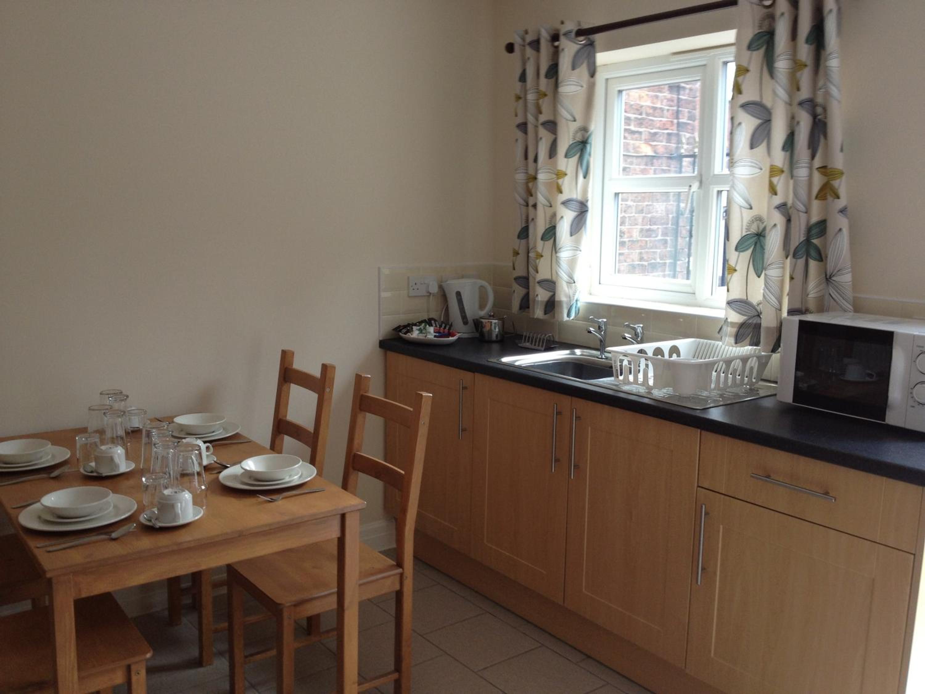 Crewe Vacations - The Waverley Hotel - Property Image 5