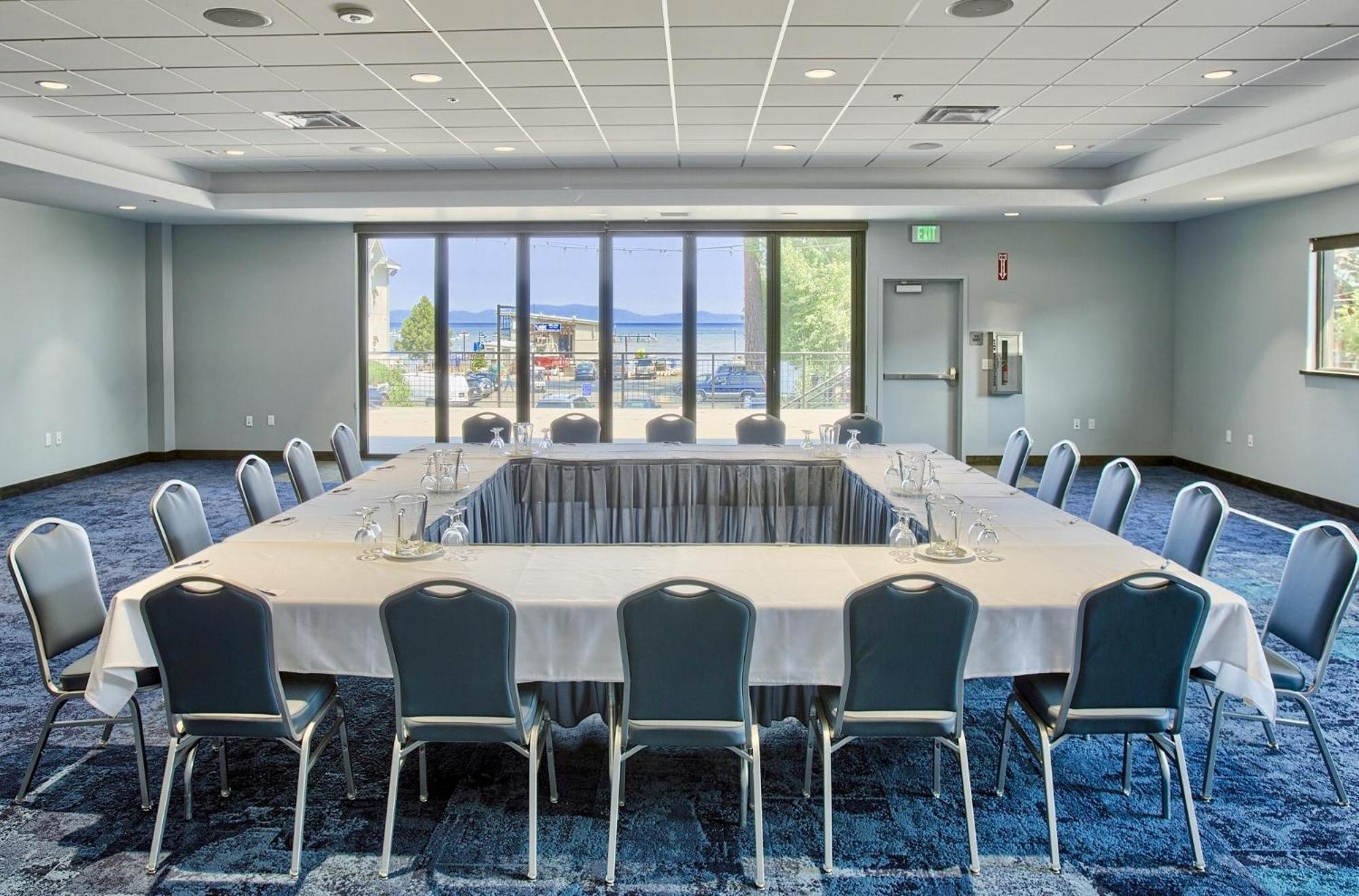 Lake Tahoe Vacations - Beach Retreat Lodge at Tahoe - Property Image 12