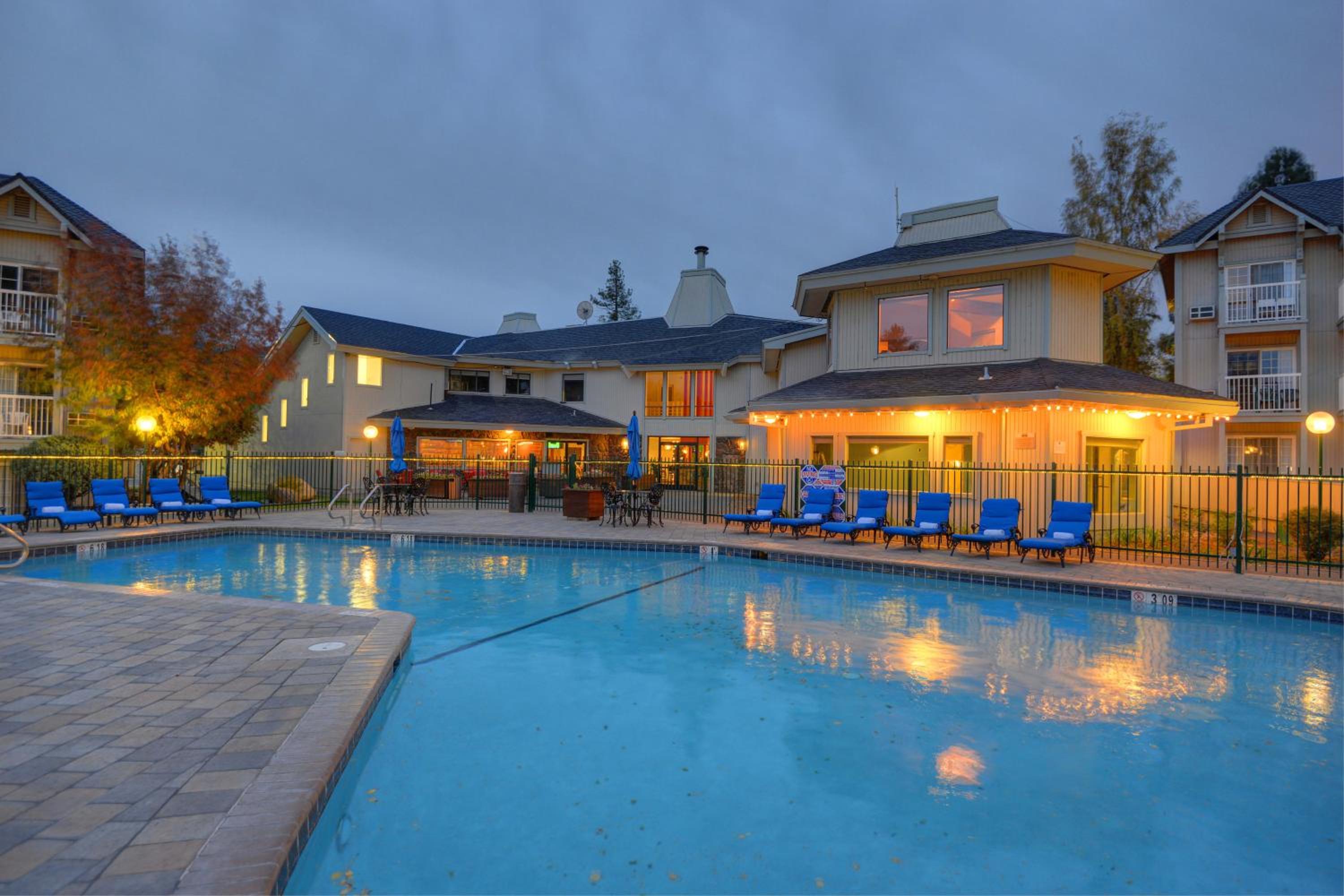 Lake Tahoe Vacations - Beach Retreat Lodge at Tahoe - Property Image 38