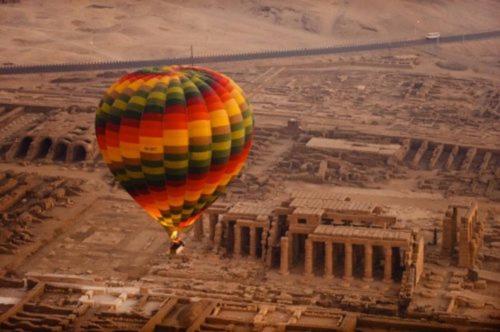 Luxury Pyramids Inn + Tours and Transportations