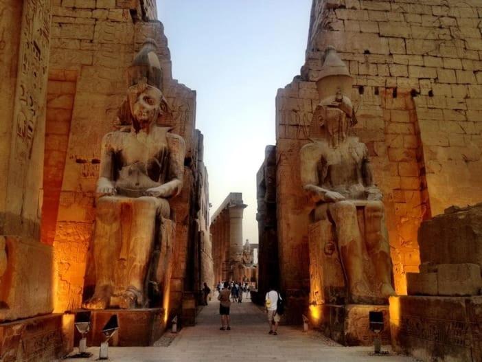 Luxury Pyramids Inn + Tours and Transportations