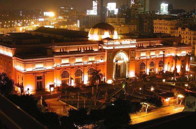 Luxury Pyramids Inn + Tours and Transportations