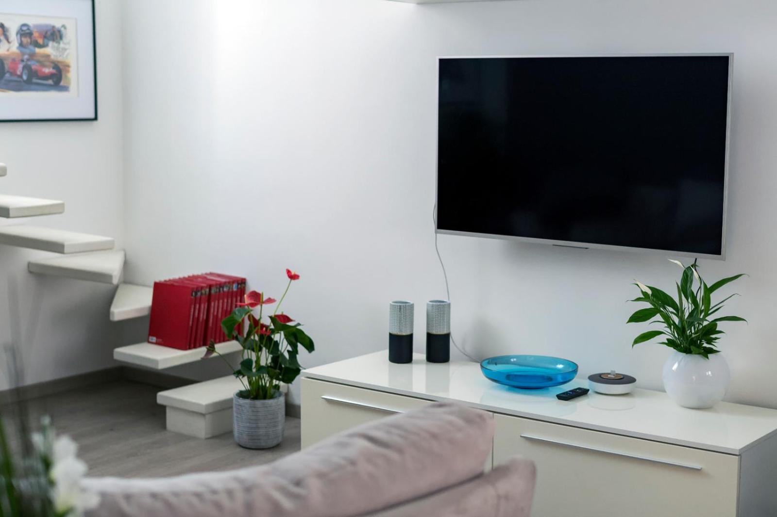 Spanish Steps 3 Bedrooms Cozy,Elegant and central