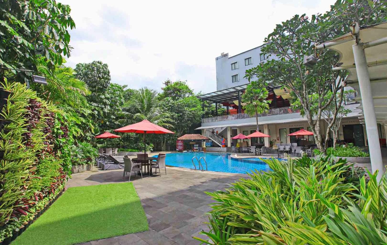 Padjadjaran Suites Resort and Convention Hotel - Image 3