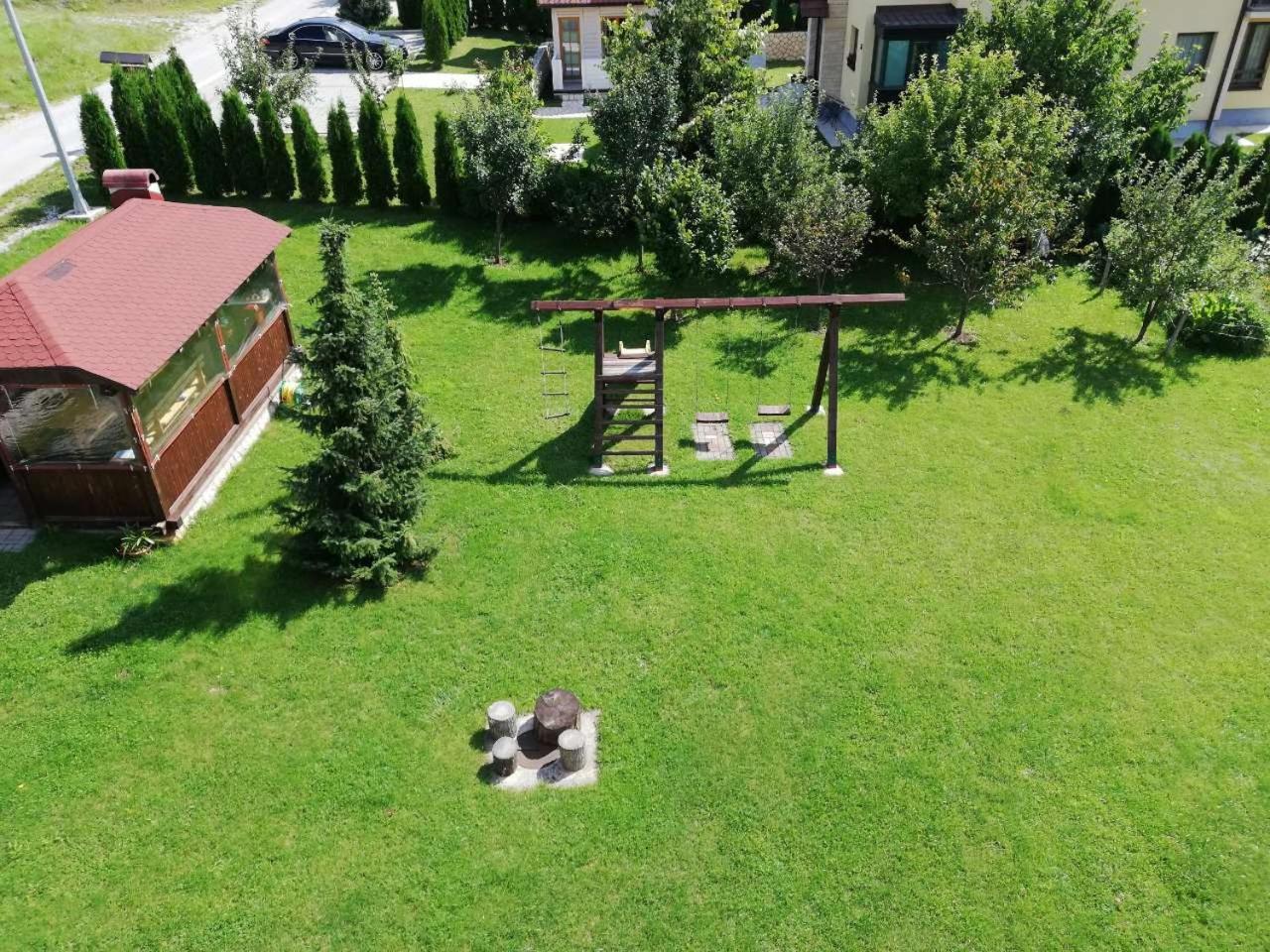 Photo 8