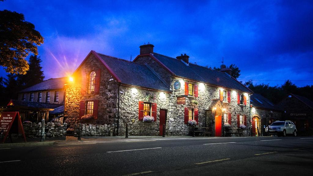 Hotel The Garrandarragh Inn - Image 1