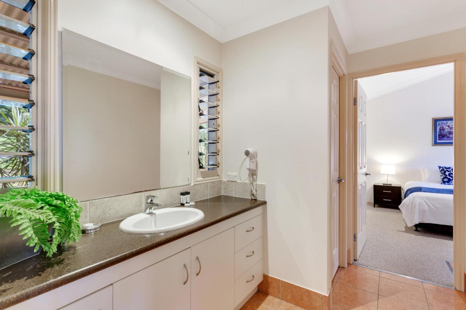 Ravensbourne Escape- Kookaburra Kottage