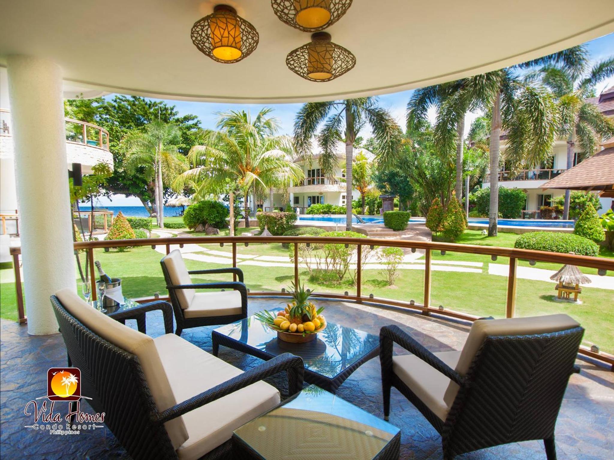 Vida Homes Condo Resort