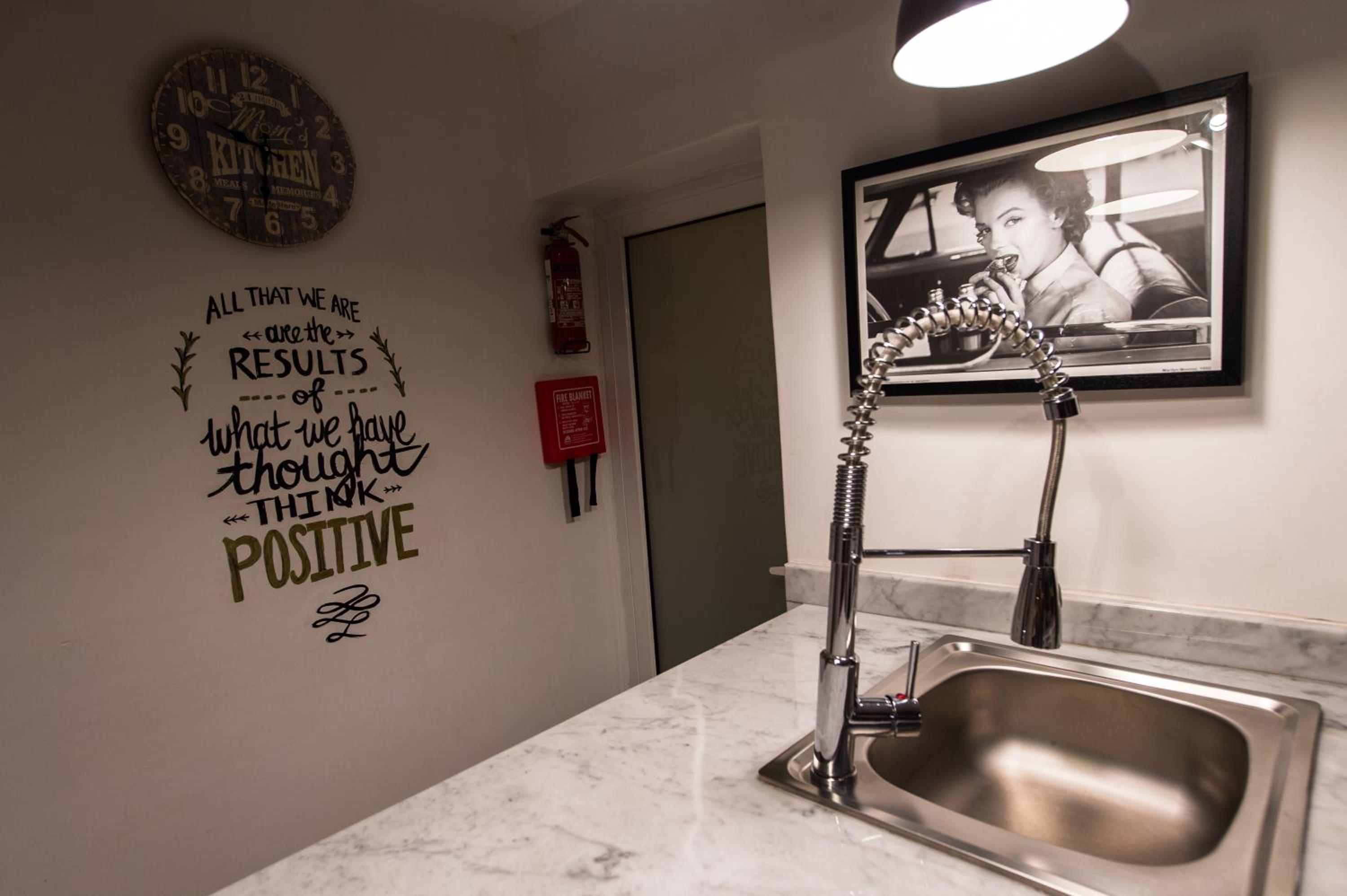 Sliema Vacations - Backstage Boutique Music Themed Townhouse - Property Image 18