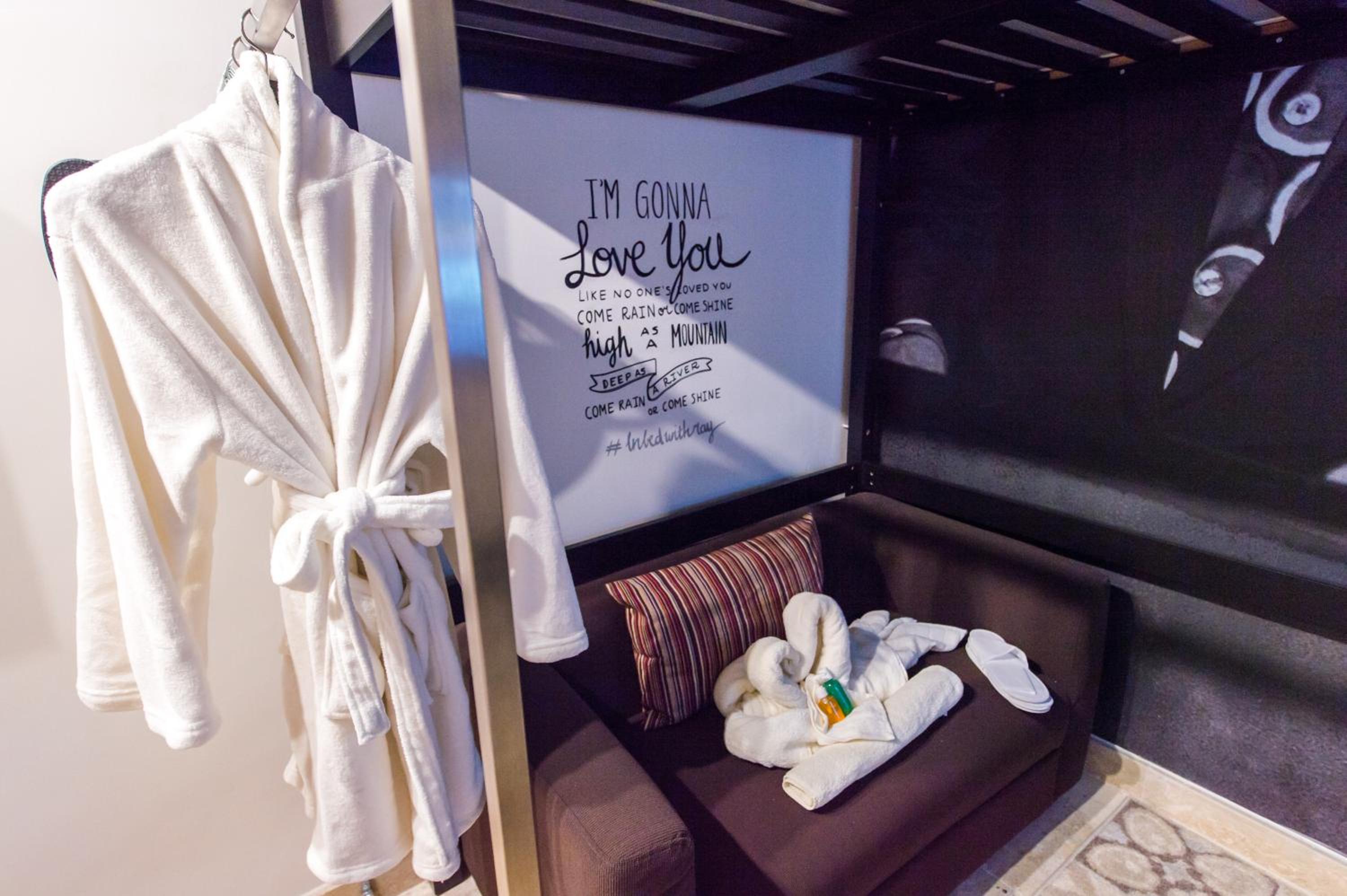 Sliema Vacations - Backstage Boutique Music Themed Townhouse - Property Image 79