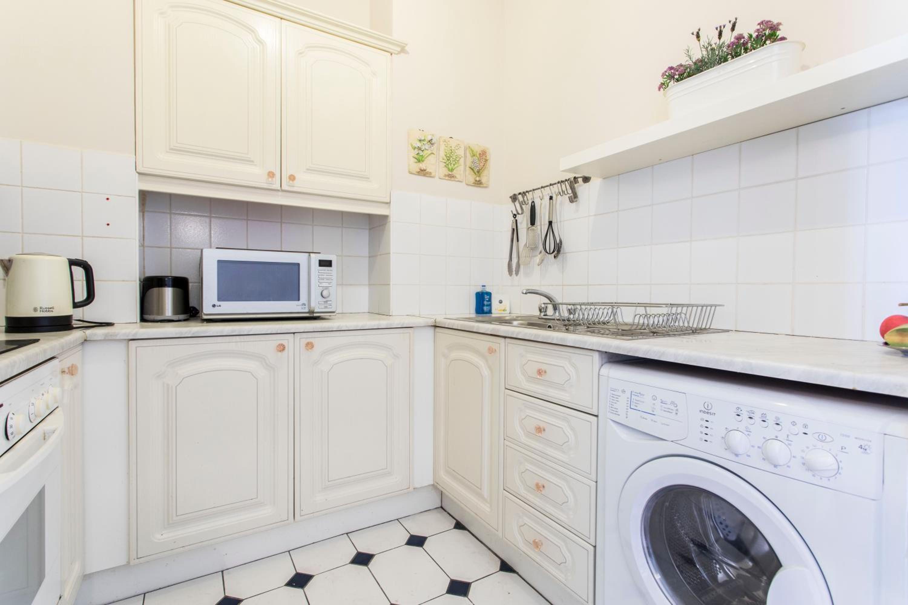 St Patricks Cathedral Self Catering