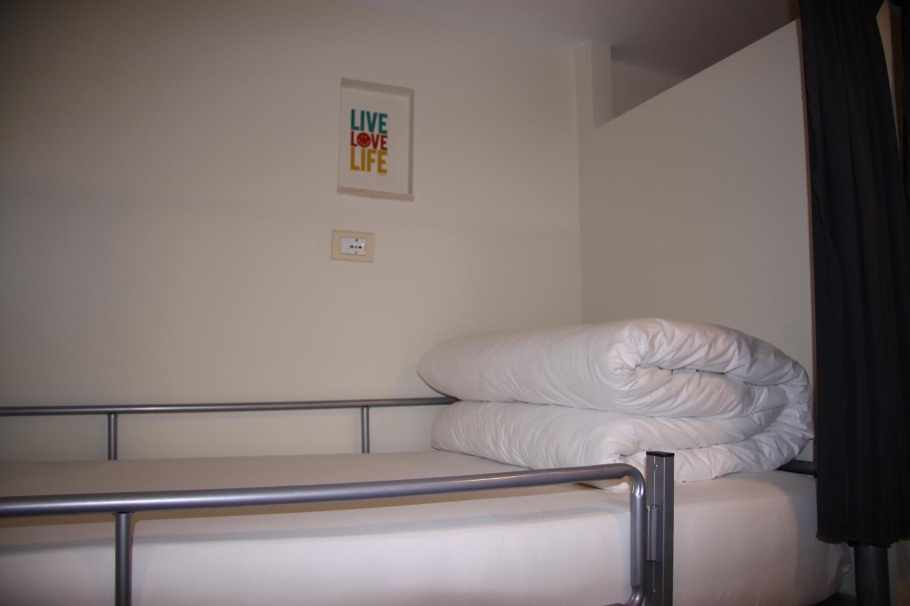 ART Hostel