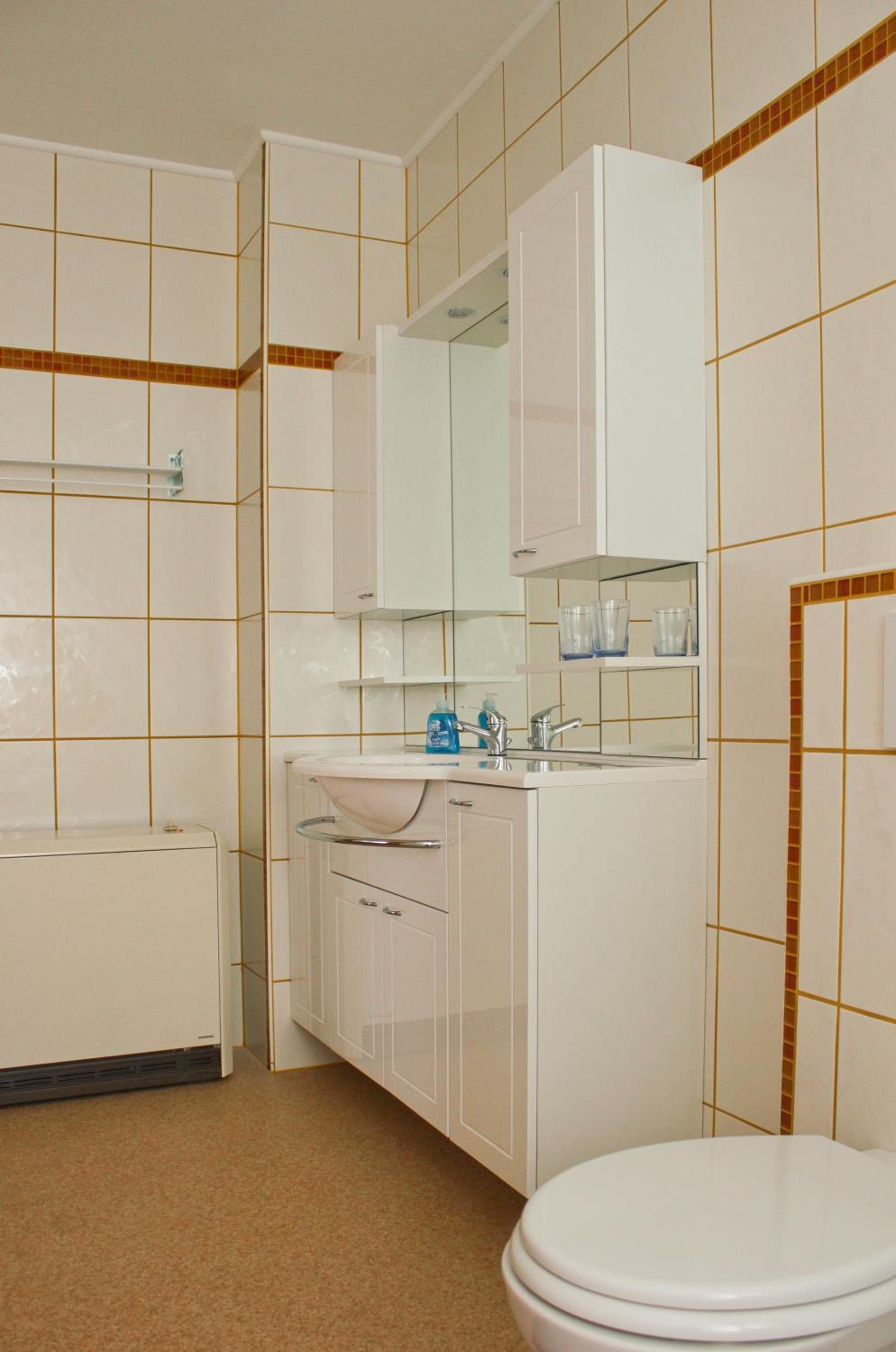Photo 33