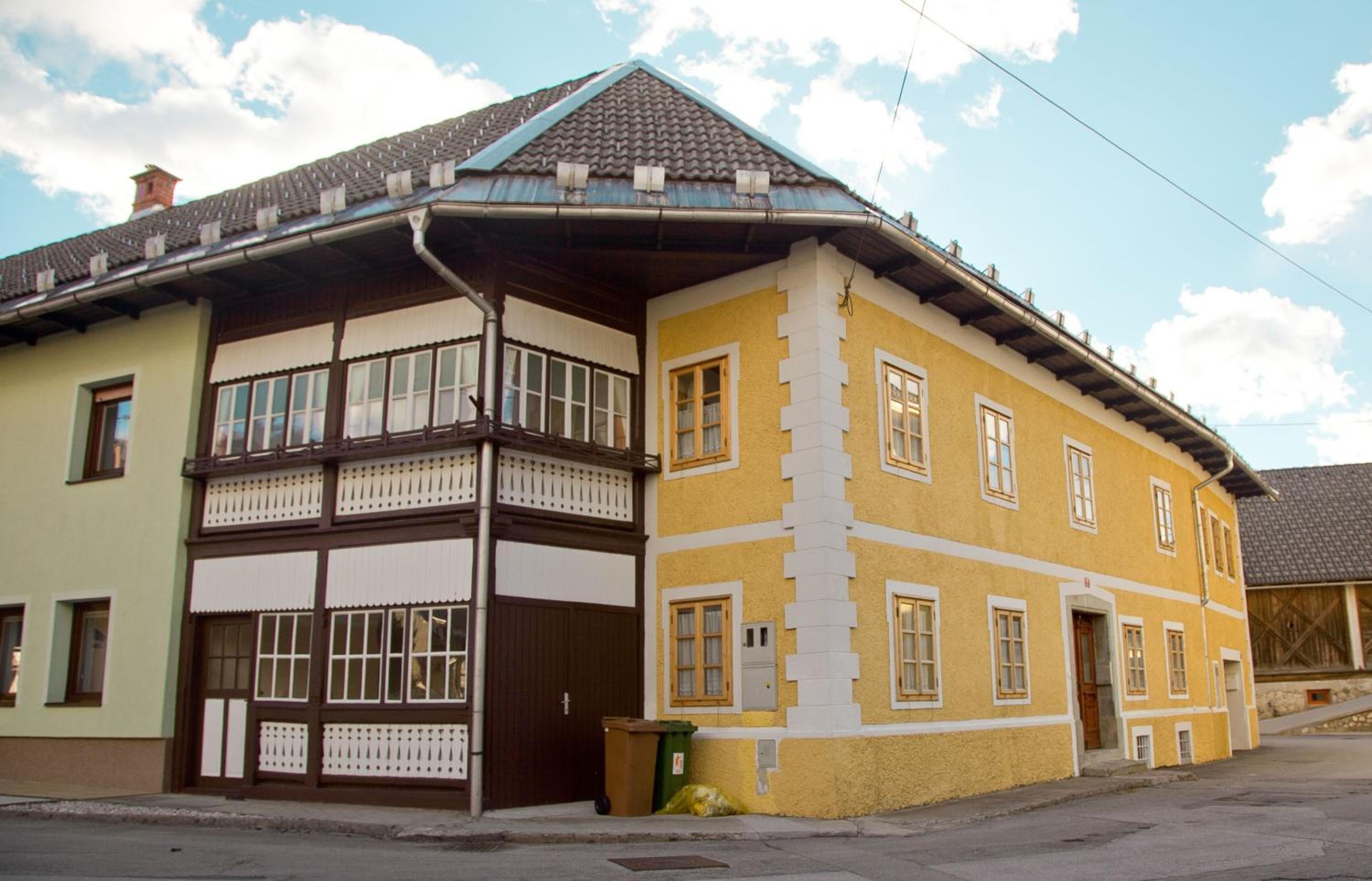 Photo 6