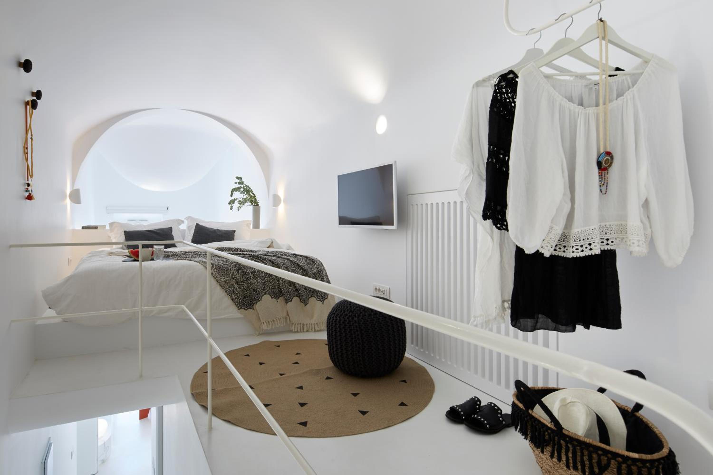 Olia Villas & Suites photo 5