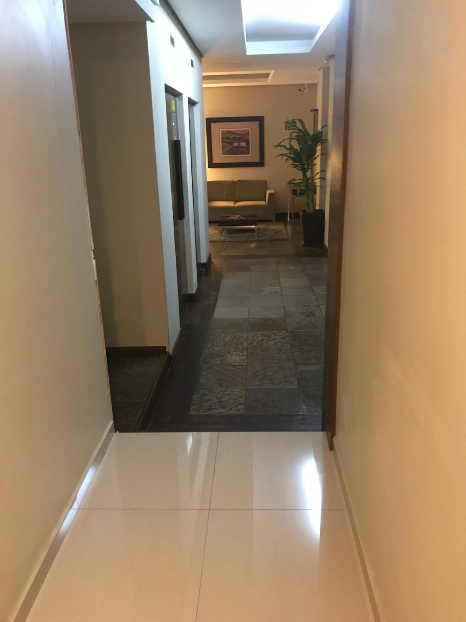 Wall Street Flat Service