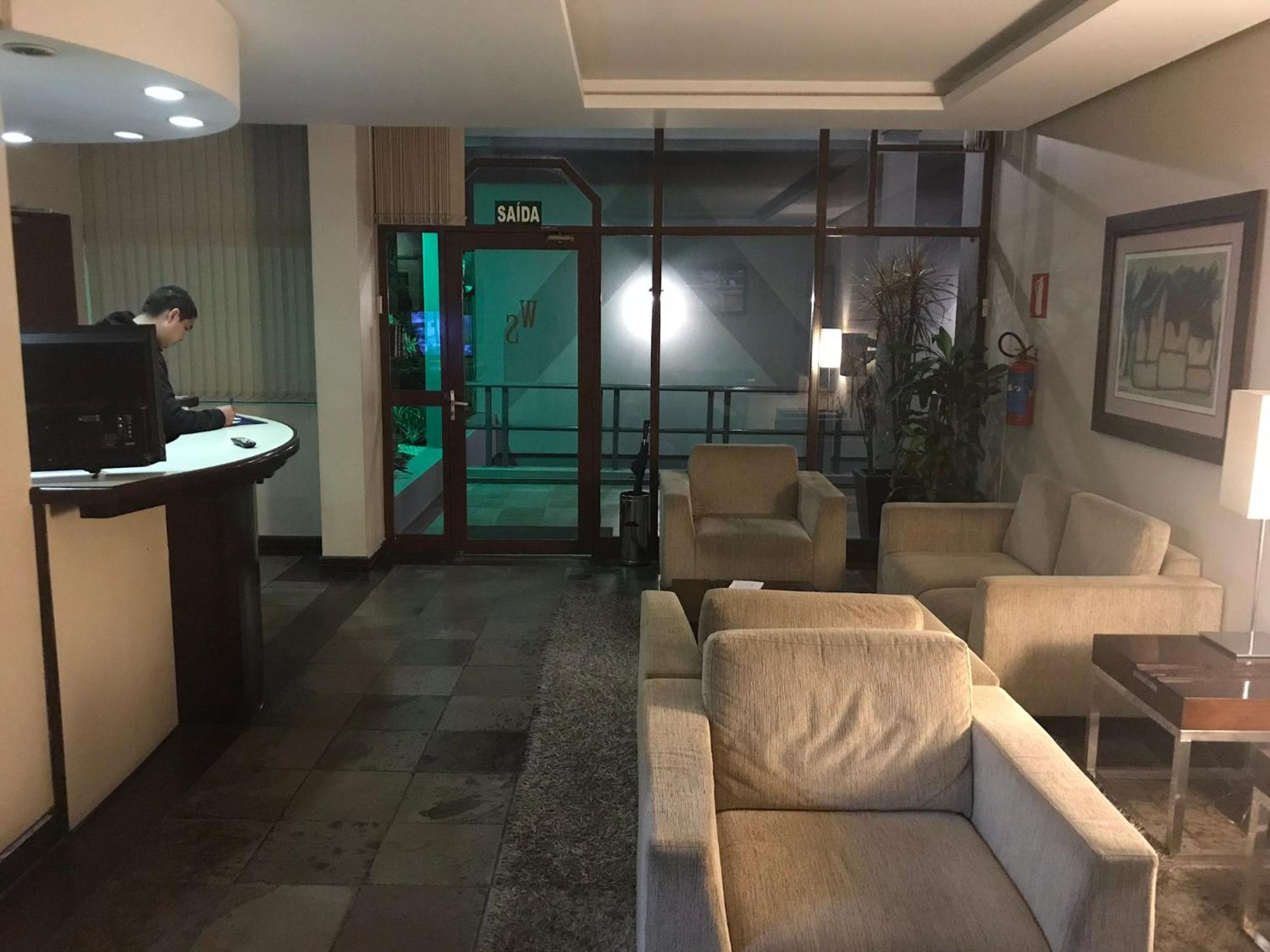 Wall Street Flat Service