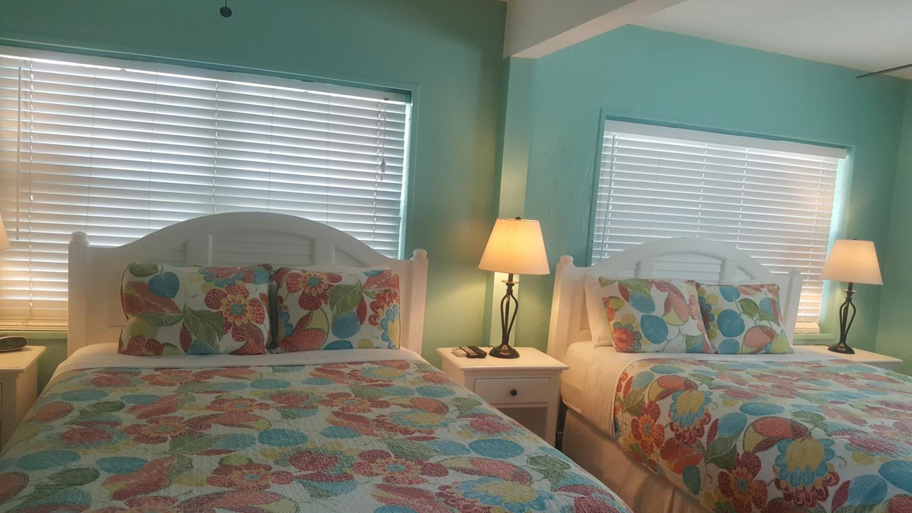 Courtney's Place Historic Cottages & Inns view 2