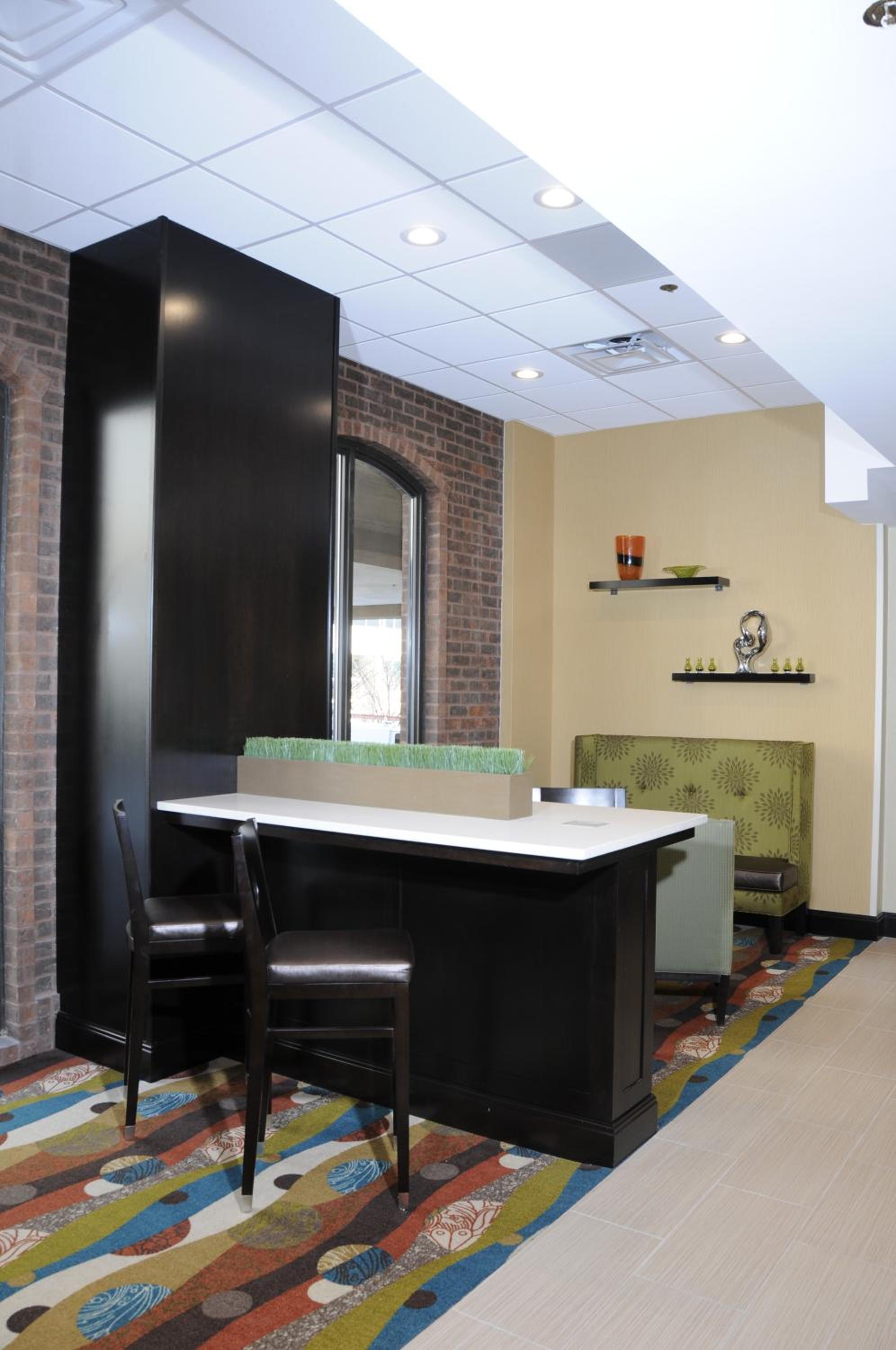 Days Inn by Wyndham Baltimore Inner Harbor - Property Image 21
