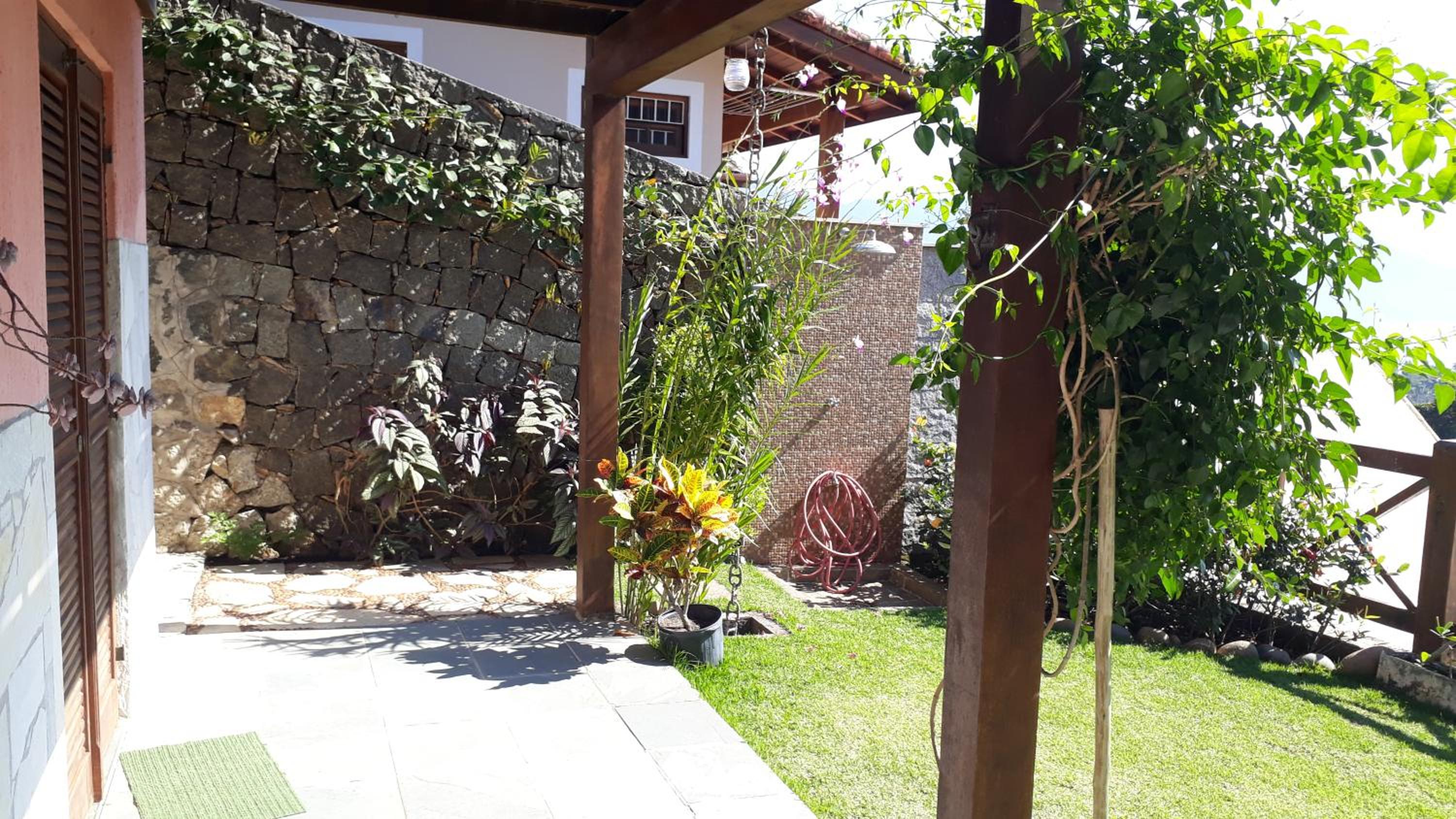 Chalés e suíte Ilhabela