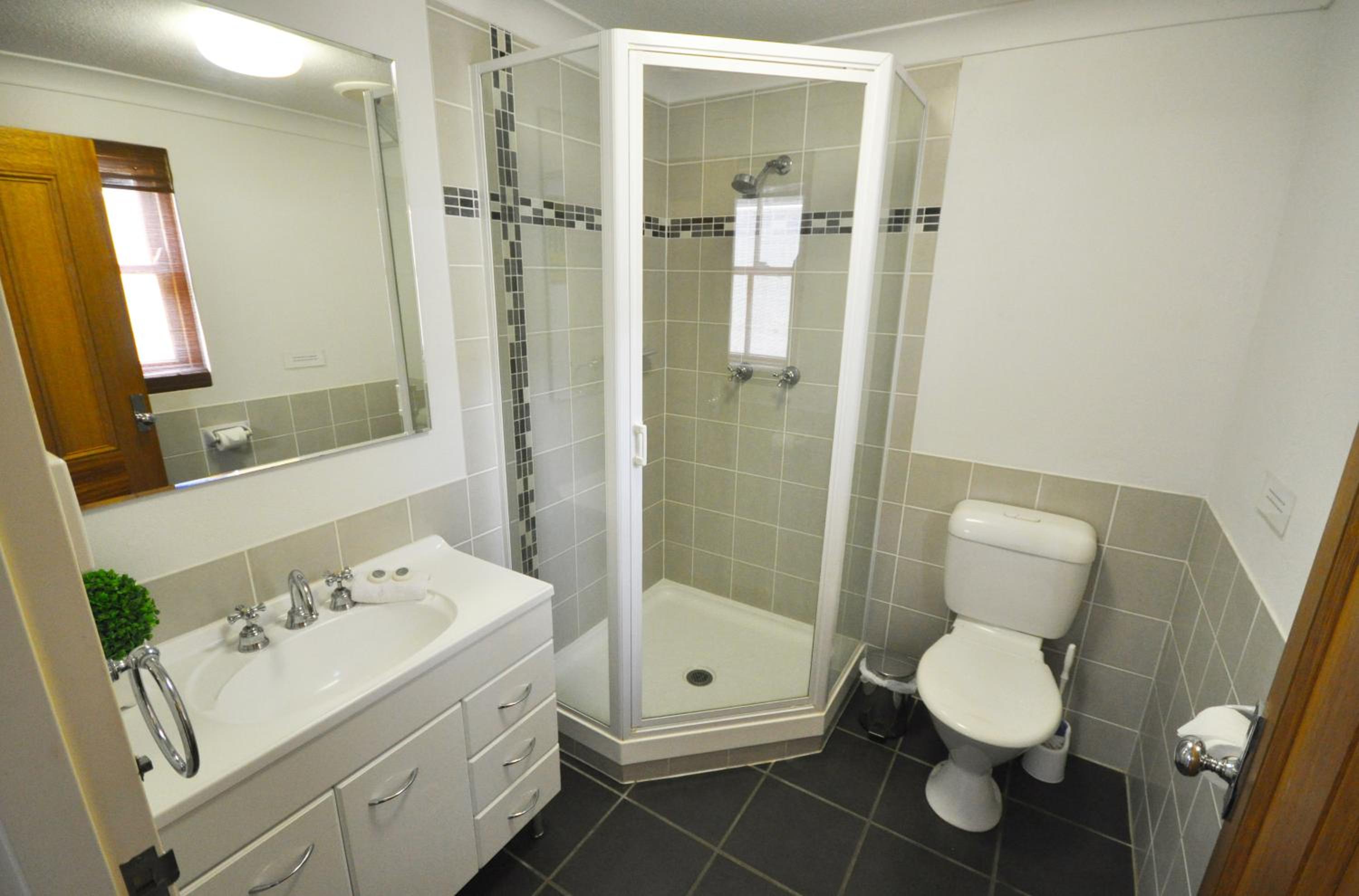 Island Adventure Holiday House