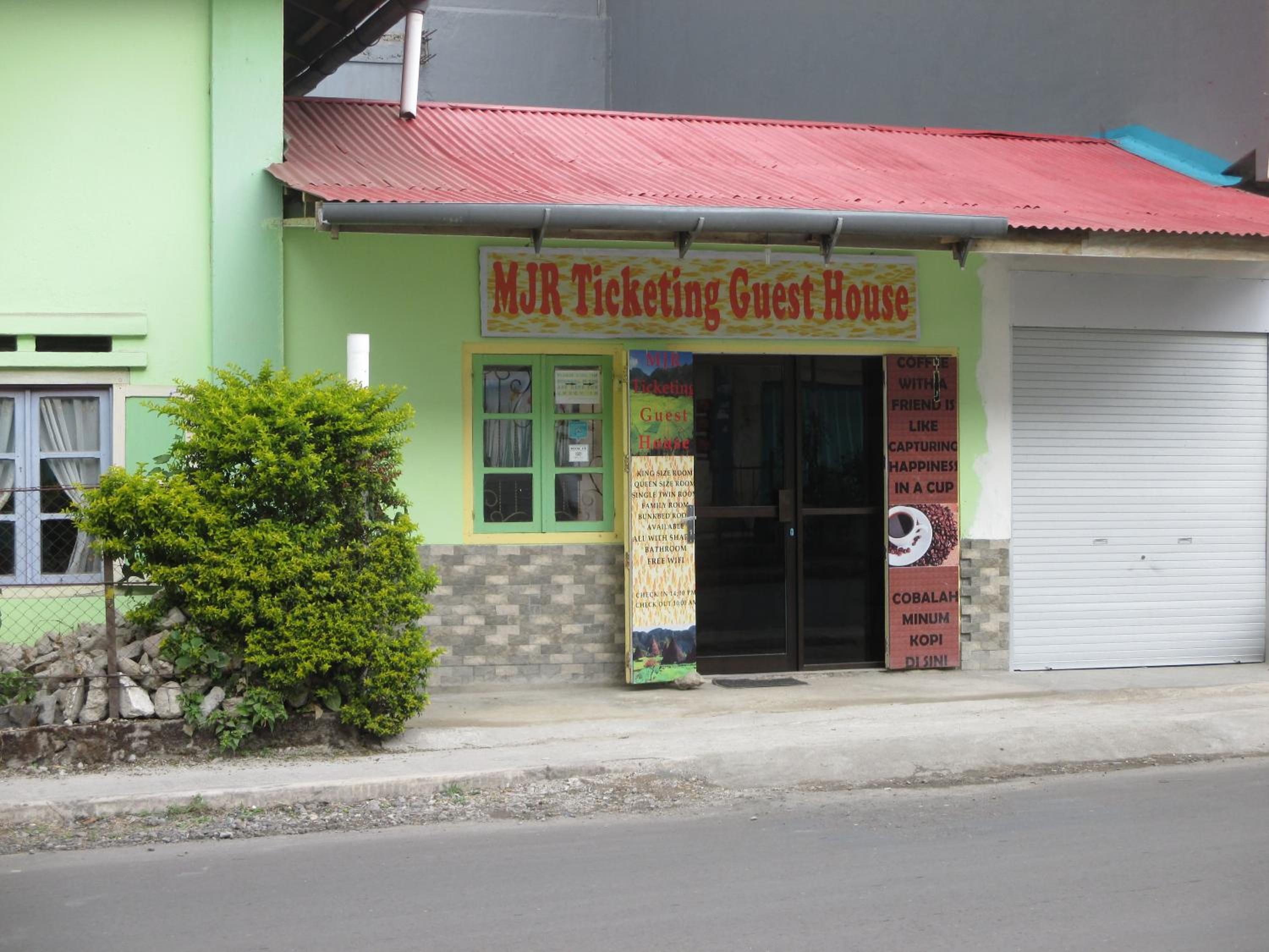 Hotel MJR Ticketing Guest House - Image 1