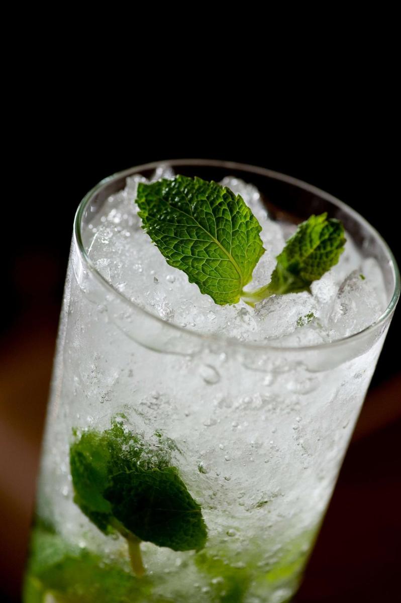 bar