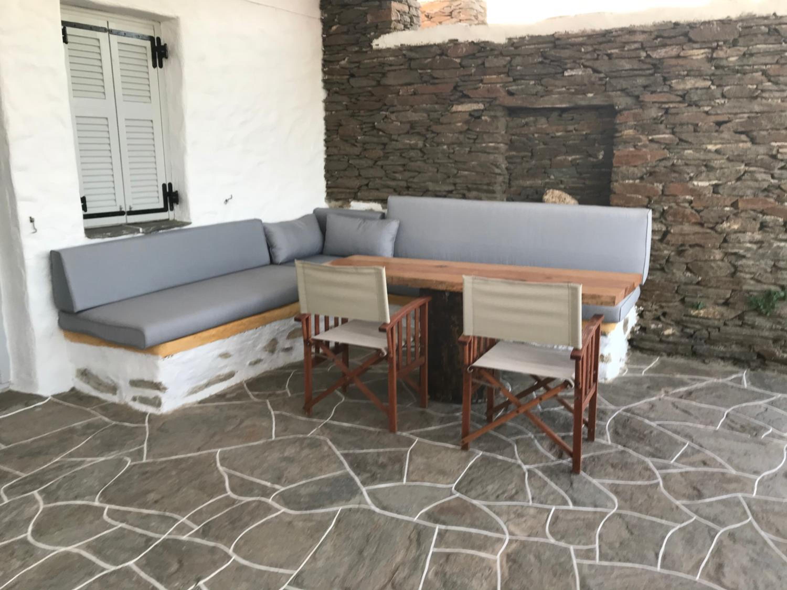 Windmill Arades suite