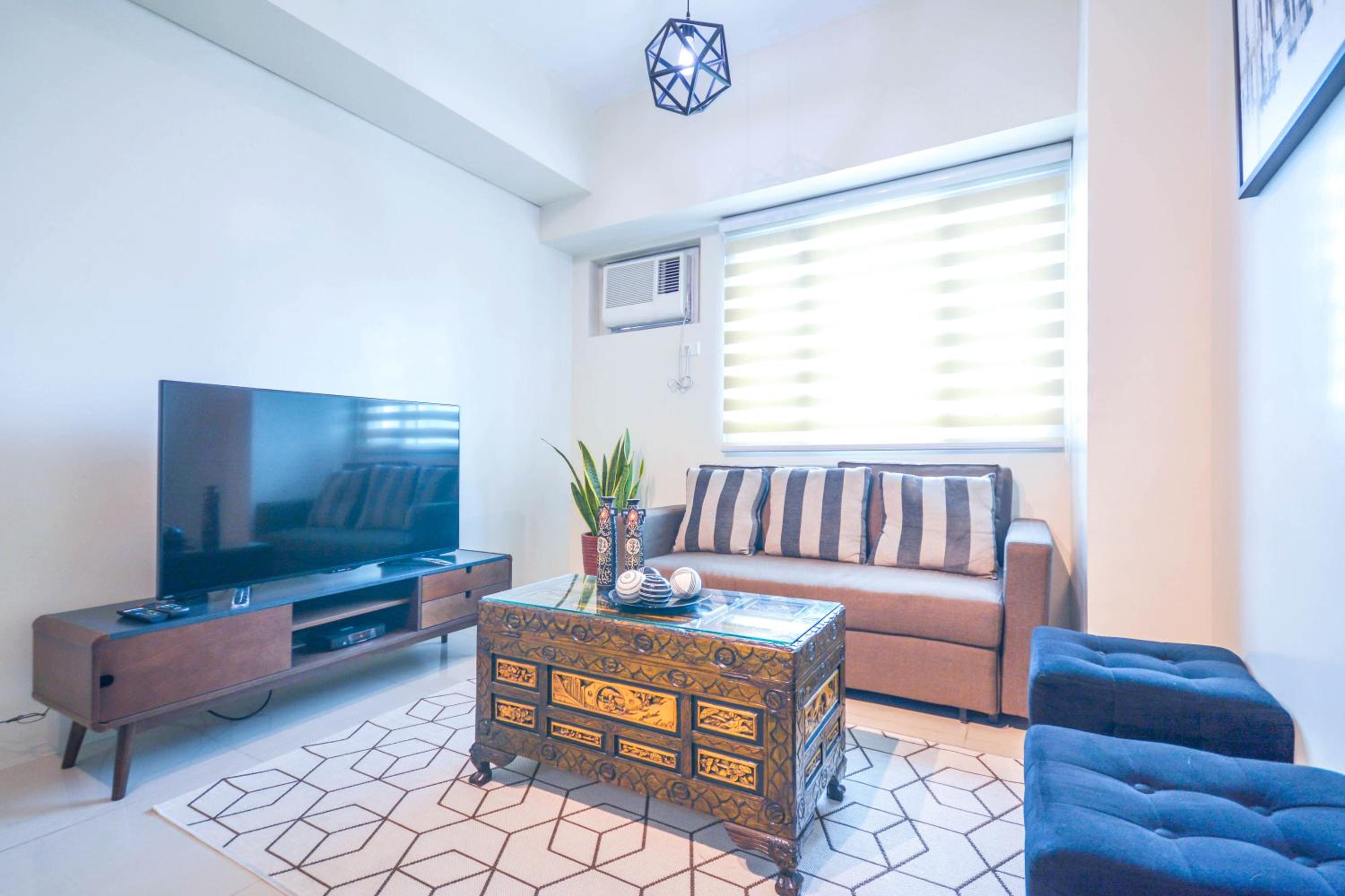 Amora Suites at the Beacon Makati