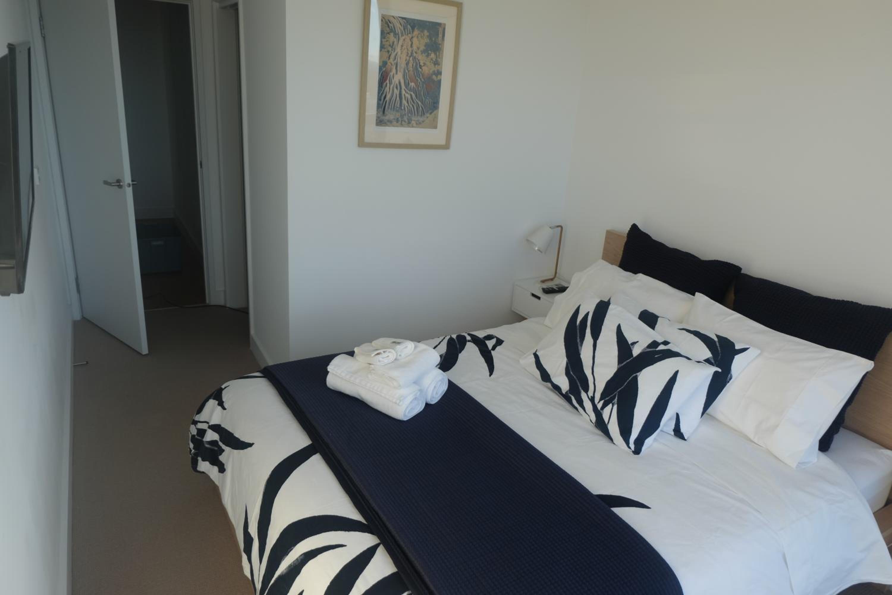 Whitehorse Towers Self Service Holiday Apartment