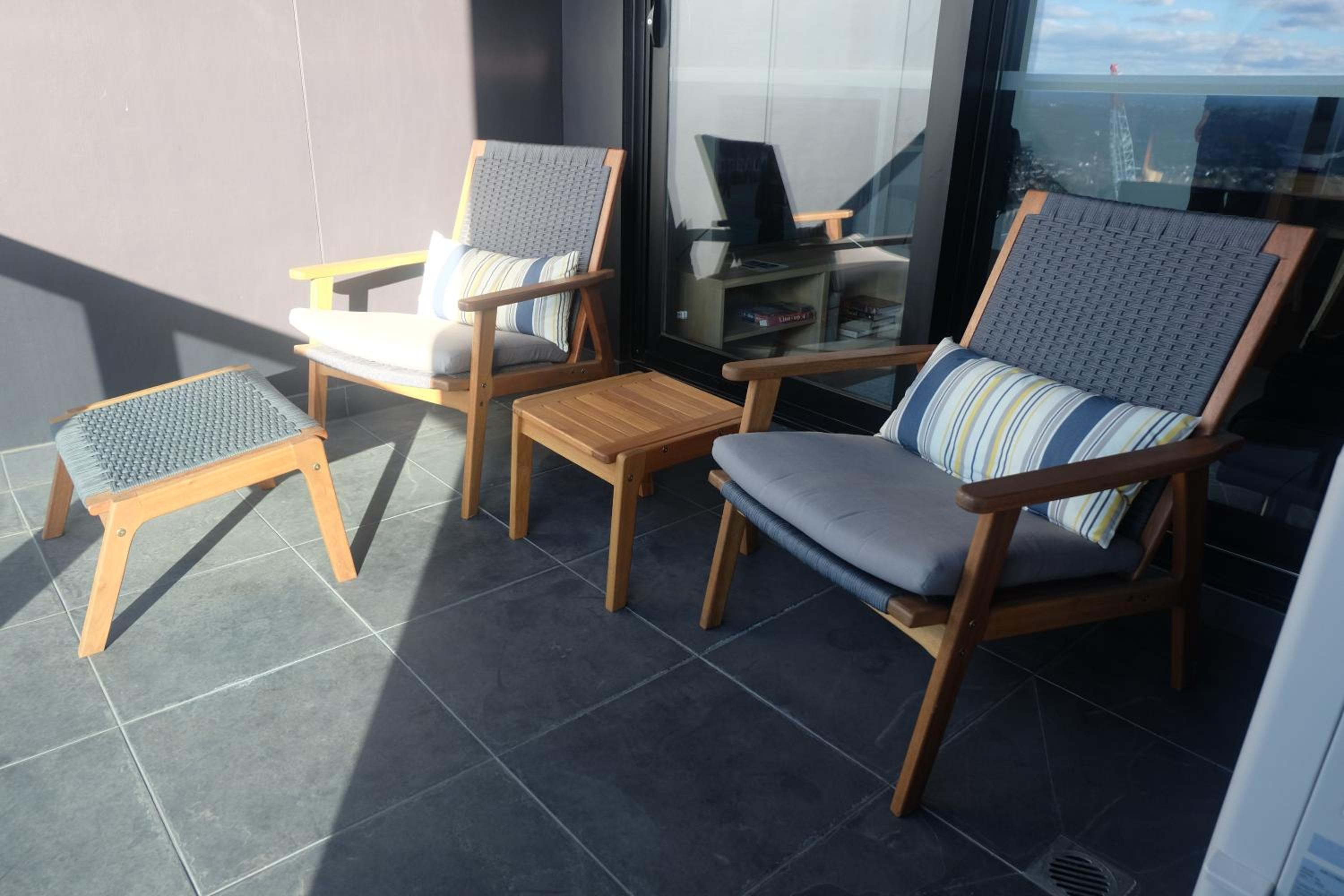 Whitehorse Towers Self Service Holiday Apartment