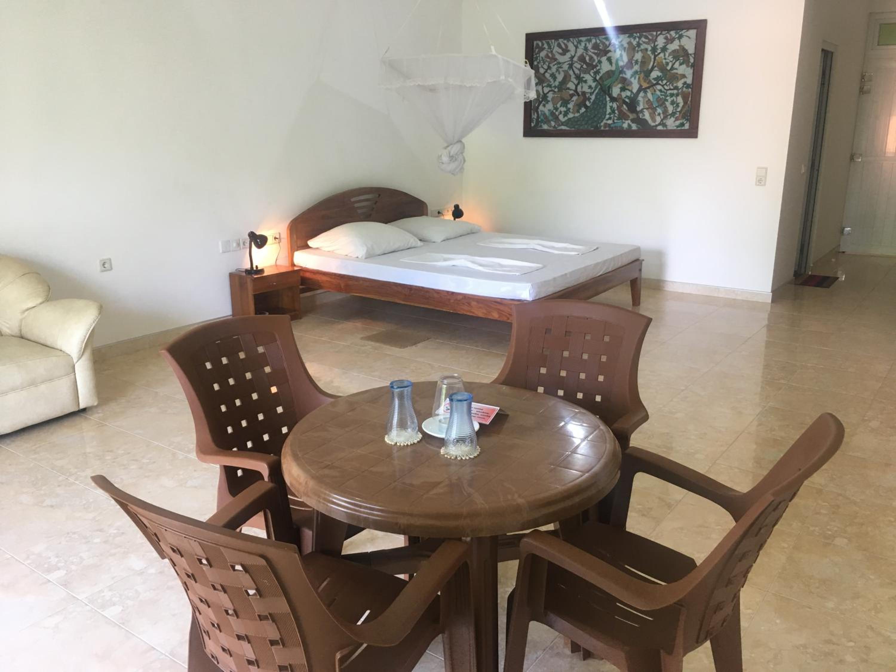 Raja Beach Hotel