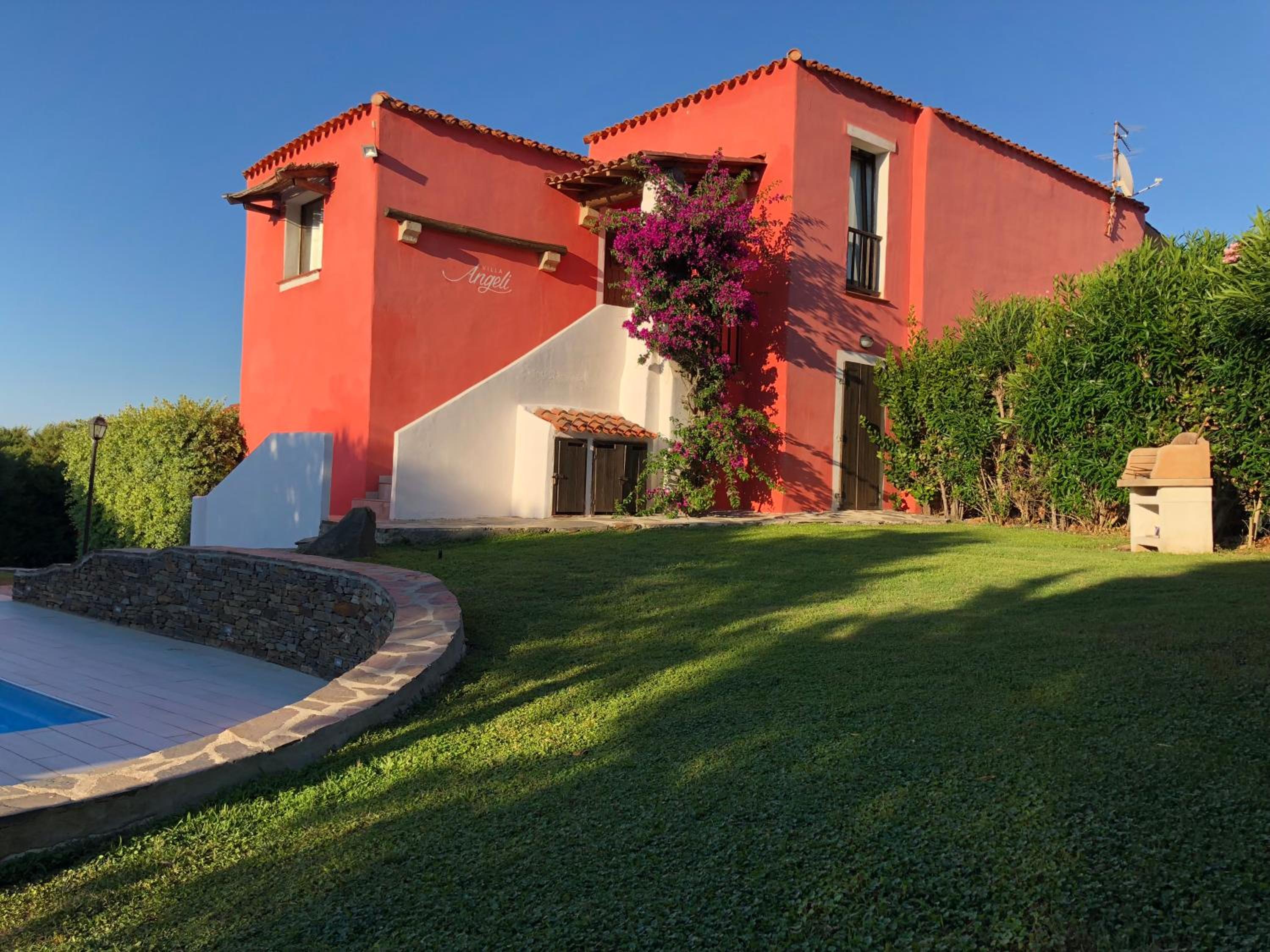 Villa Angeli Luxury Piscina Esclusiva view 4