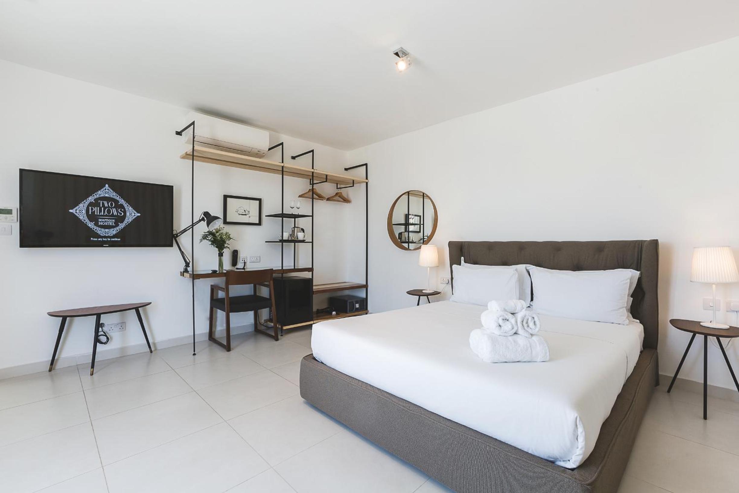 Two Pillows Boutique Hostel