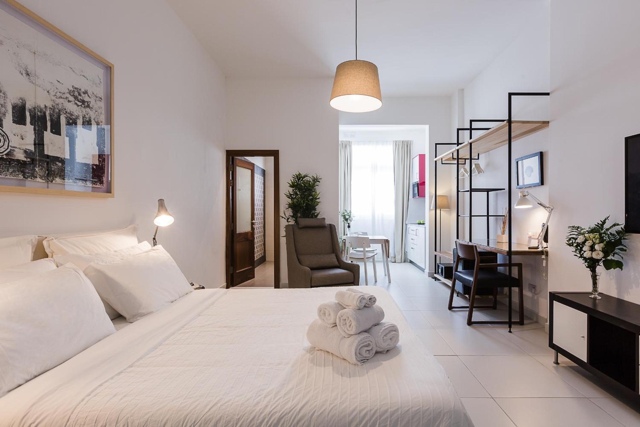 Two Pillows Boutique Hostel
