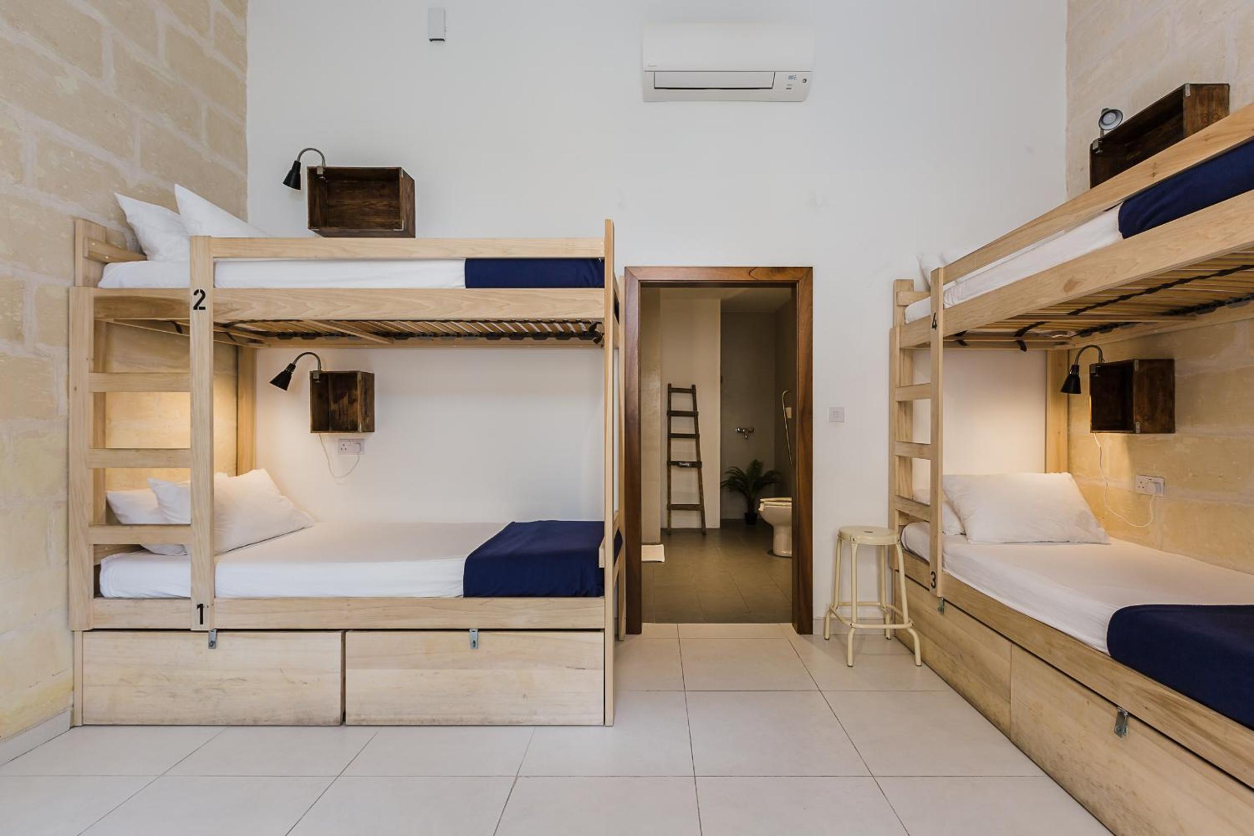Two Pillows Boutique Hostel