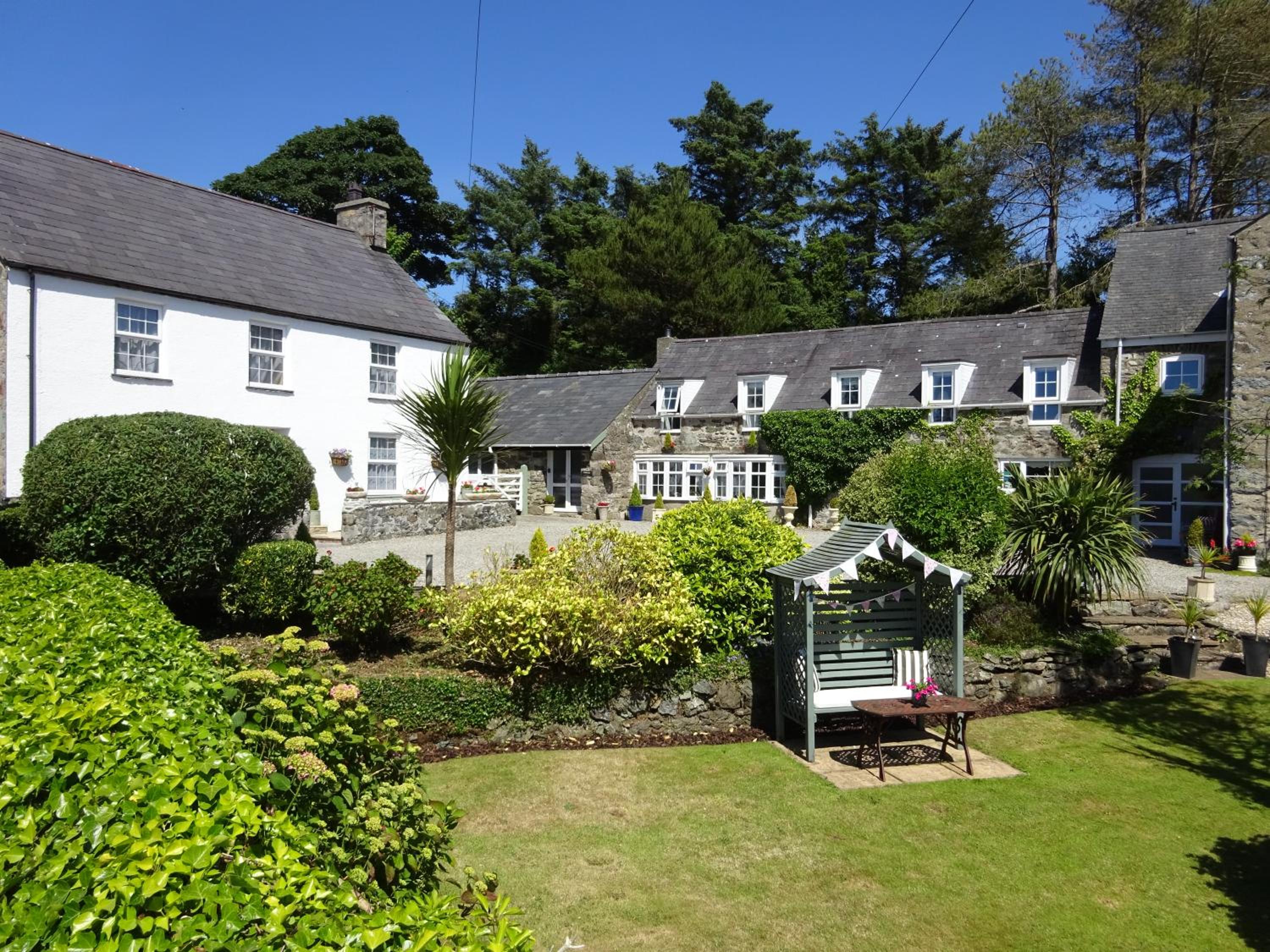 Yr Hen Felin - The Old Mill B&B