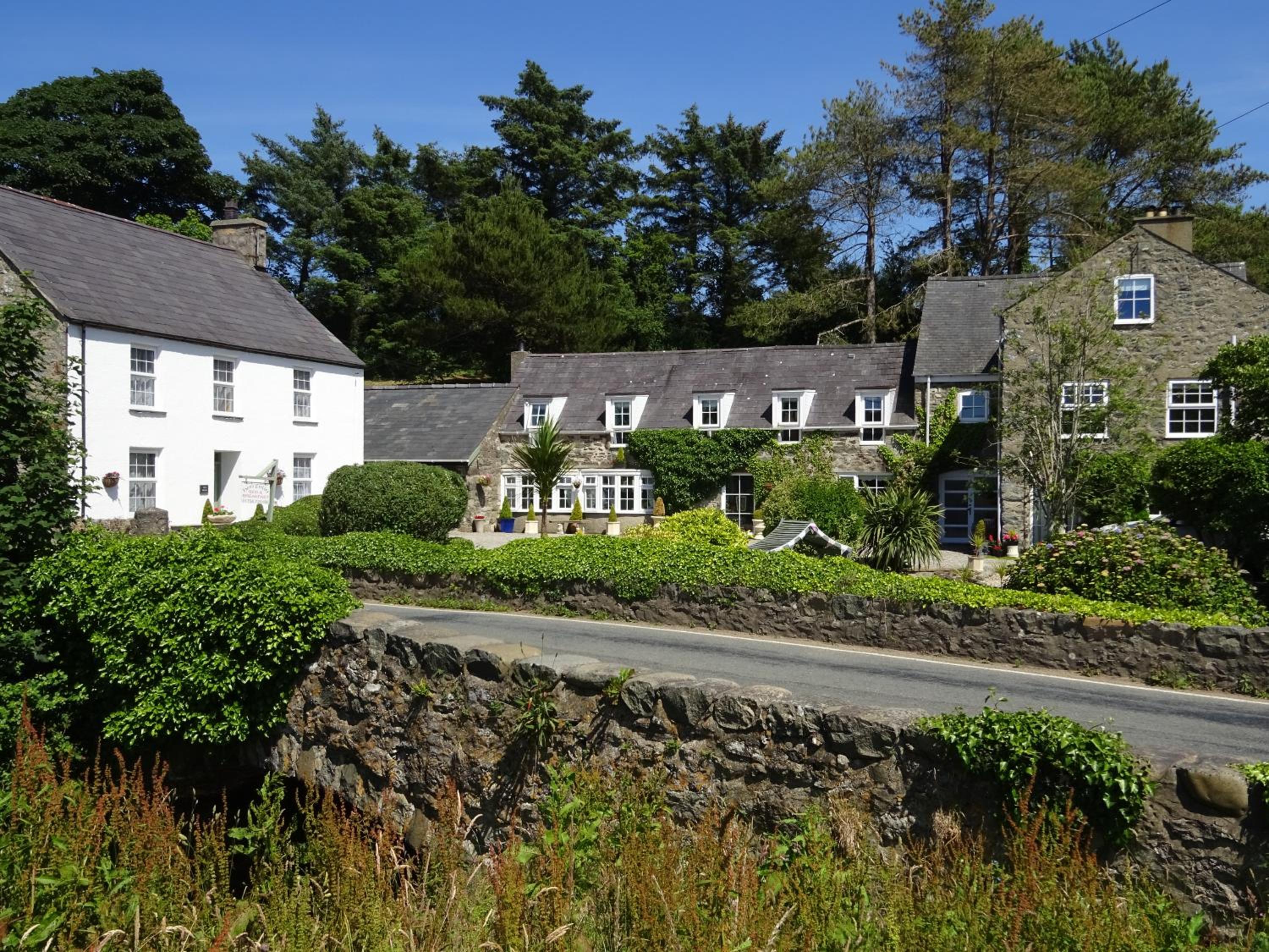 Yr Hen Felin - The Old Mill B&B
