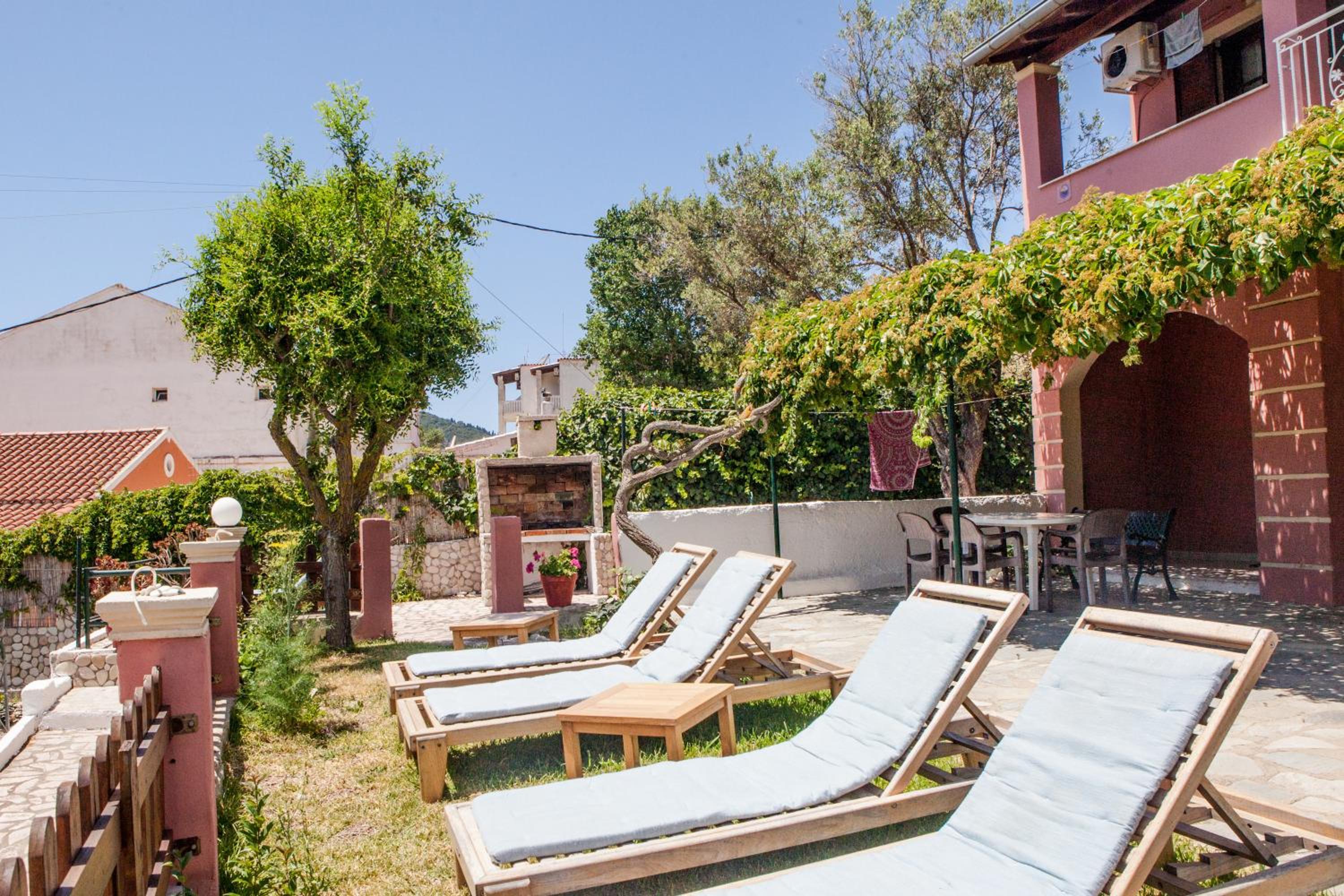 Eleana apartments and studios