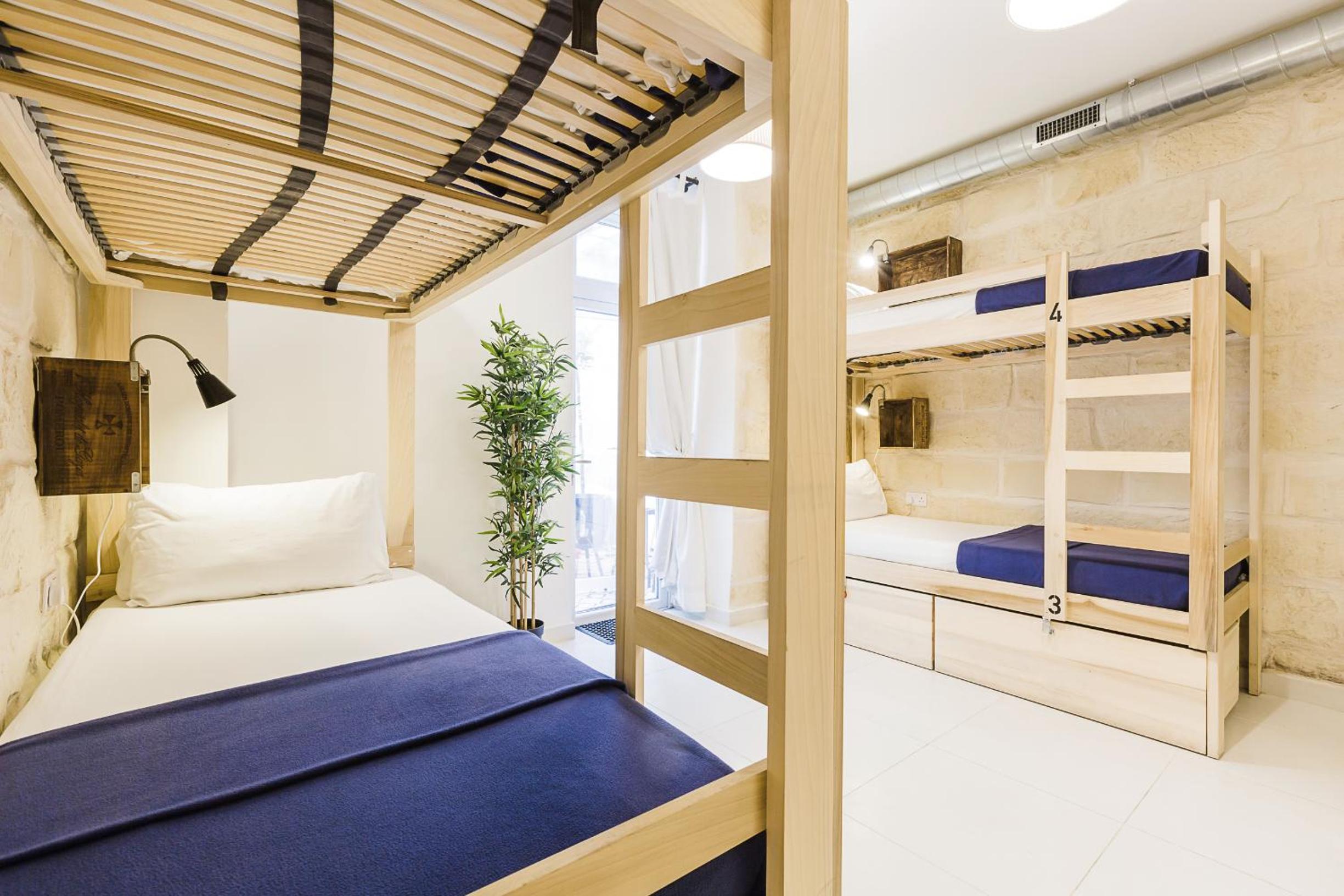 Two Pillows Boutique Hostel