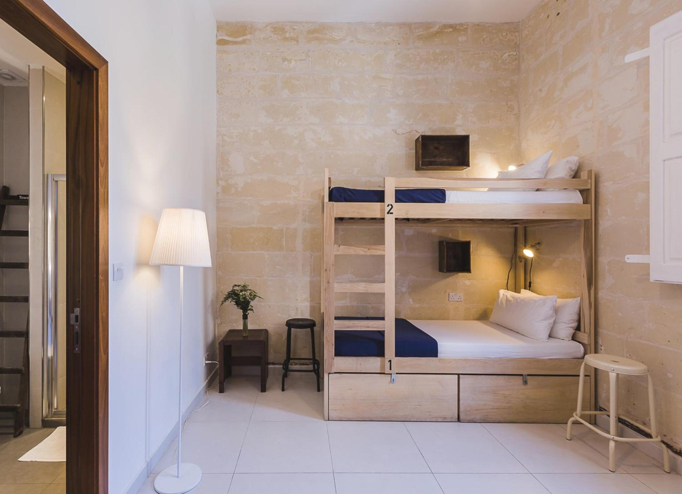 Two Pillows Boutique Hostel
