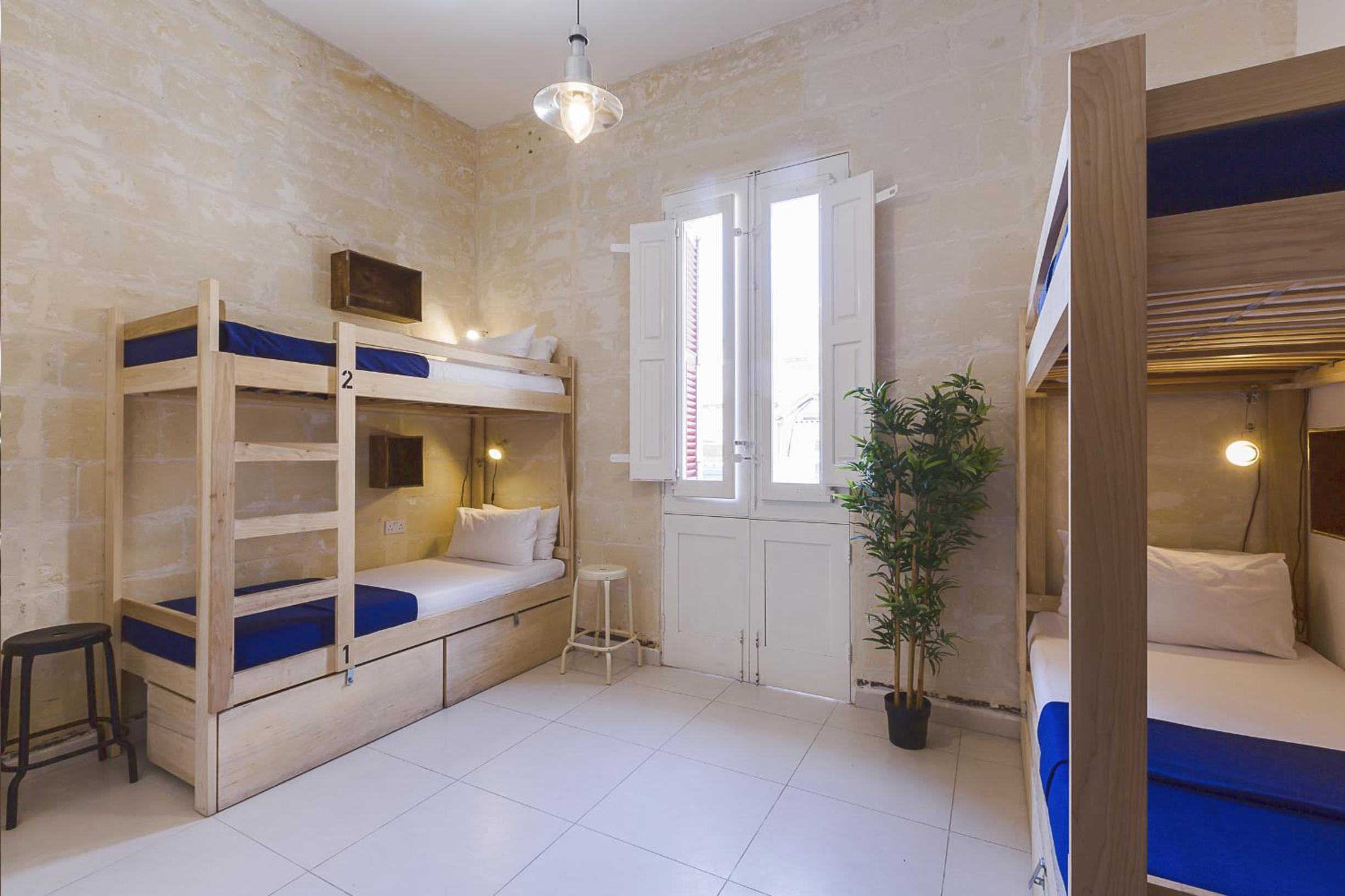 Two Pillows Boutique Hostel