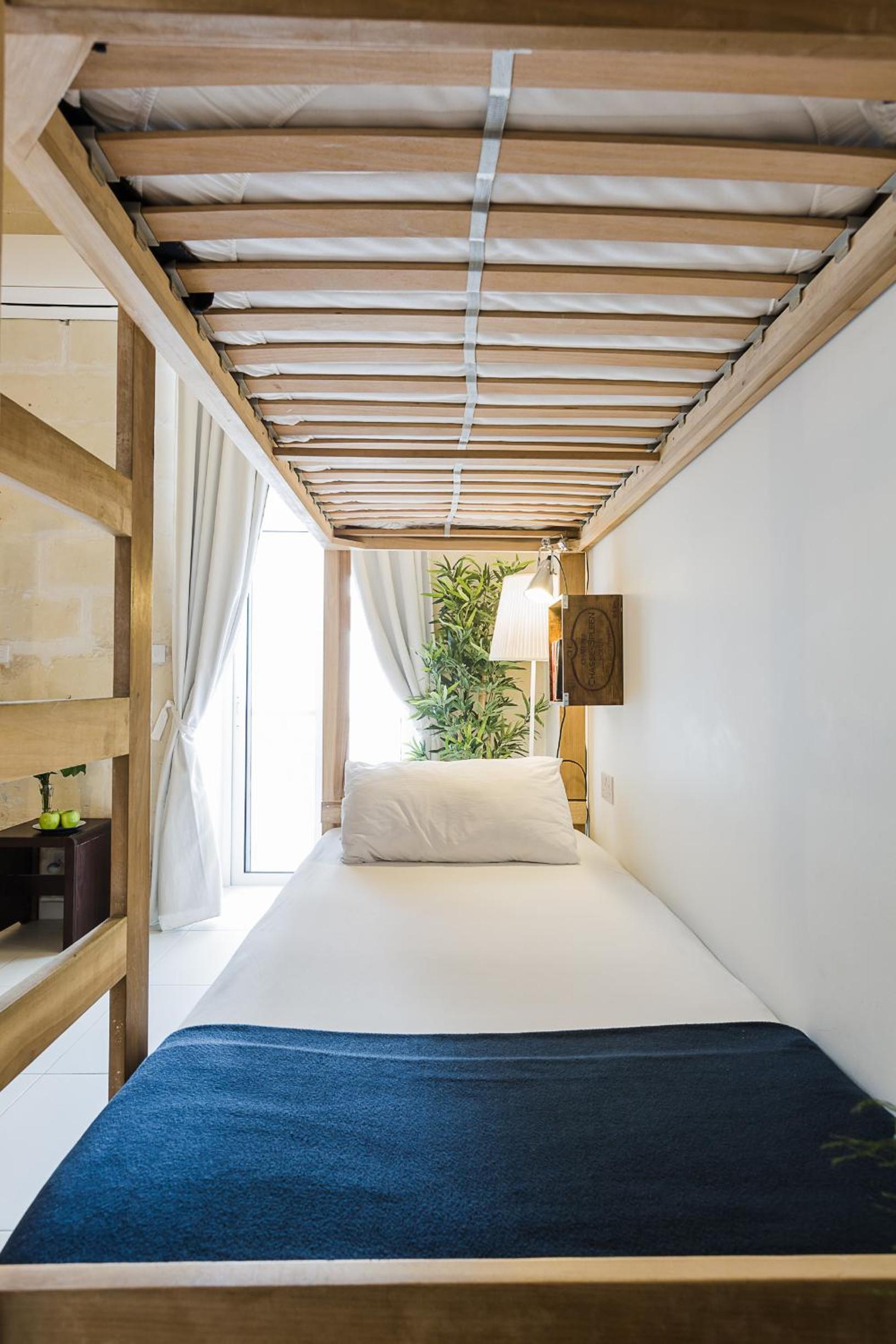 Two Pillows Boutique Hostel
