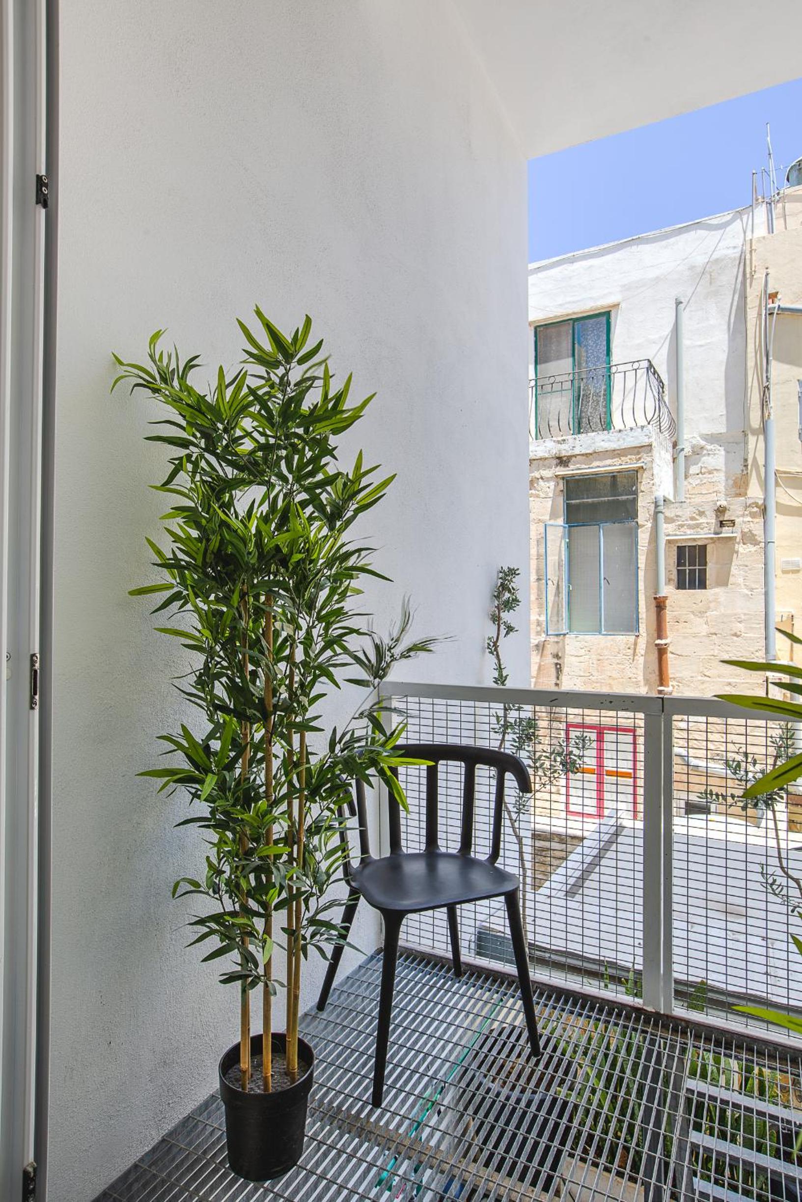 Two Pillows Boutique Hostel