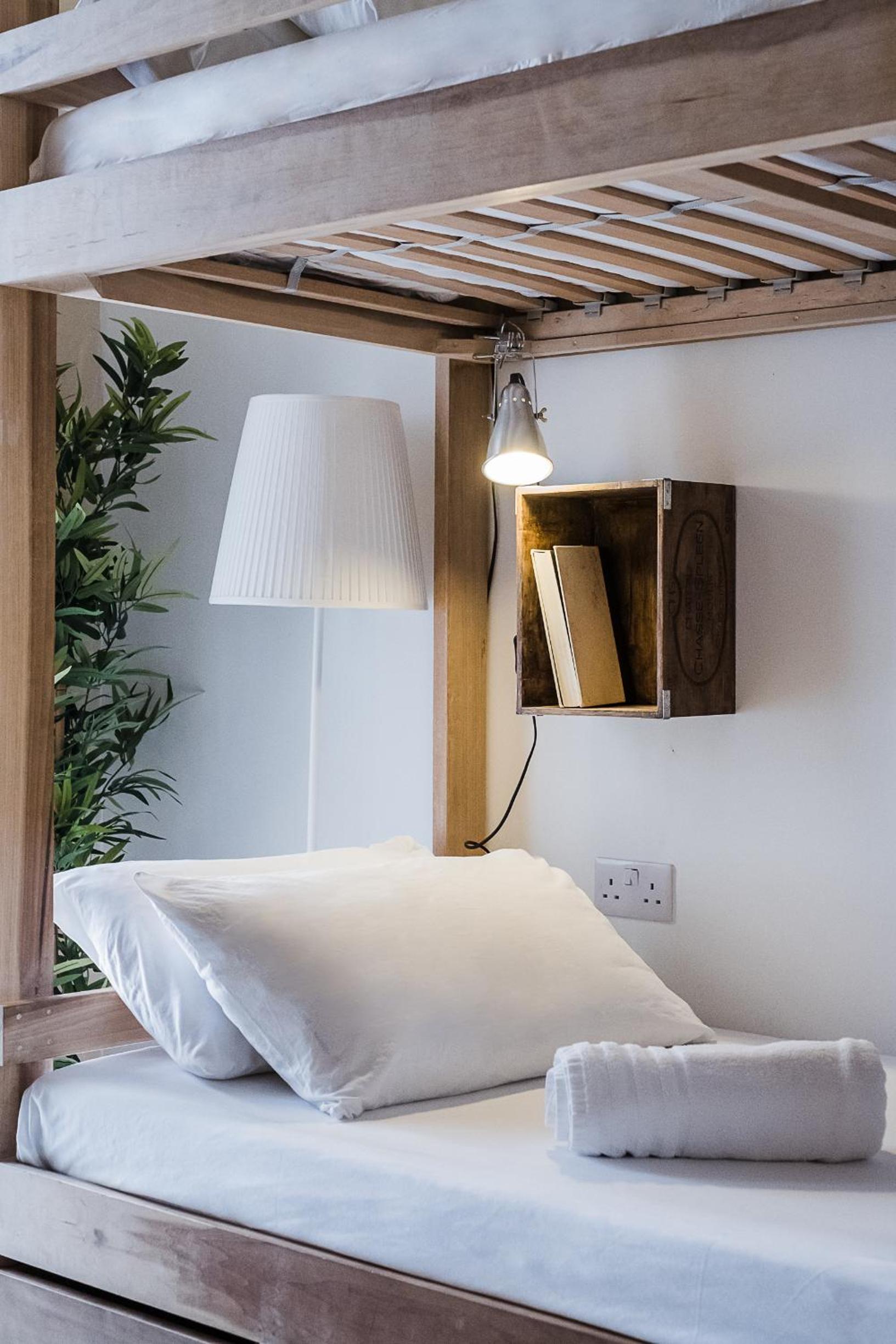 Two Pillows Boutique Hostel